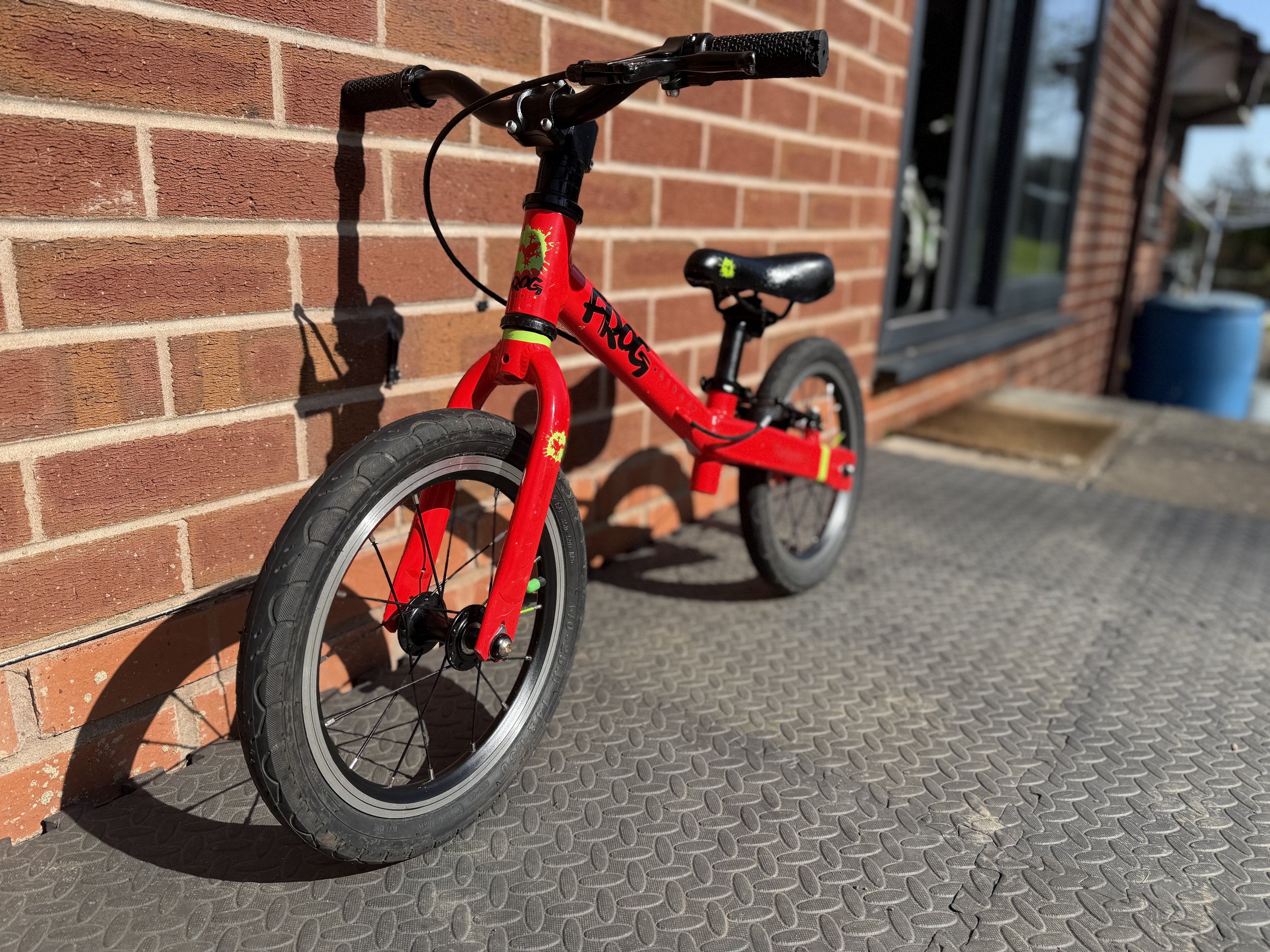 Frog Tadpole Plus balance bike 5.jpg