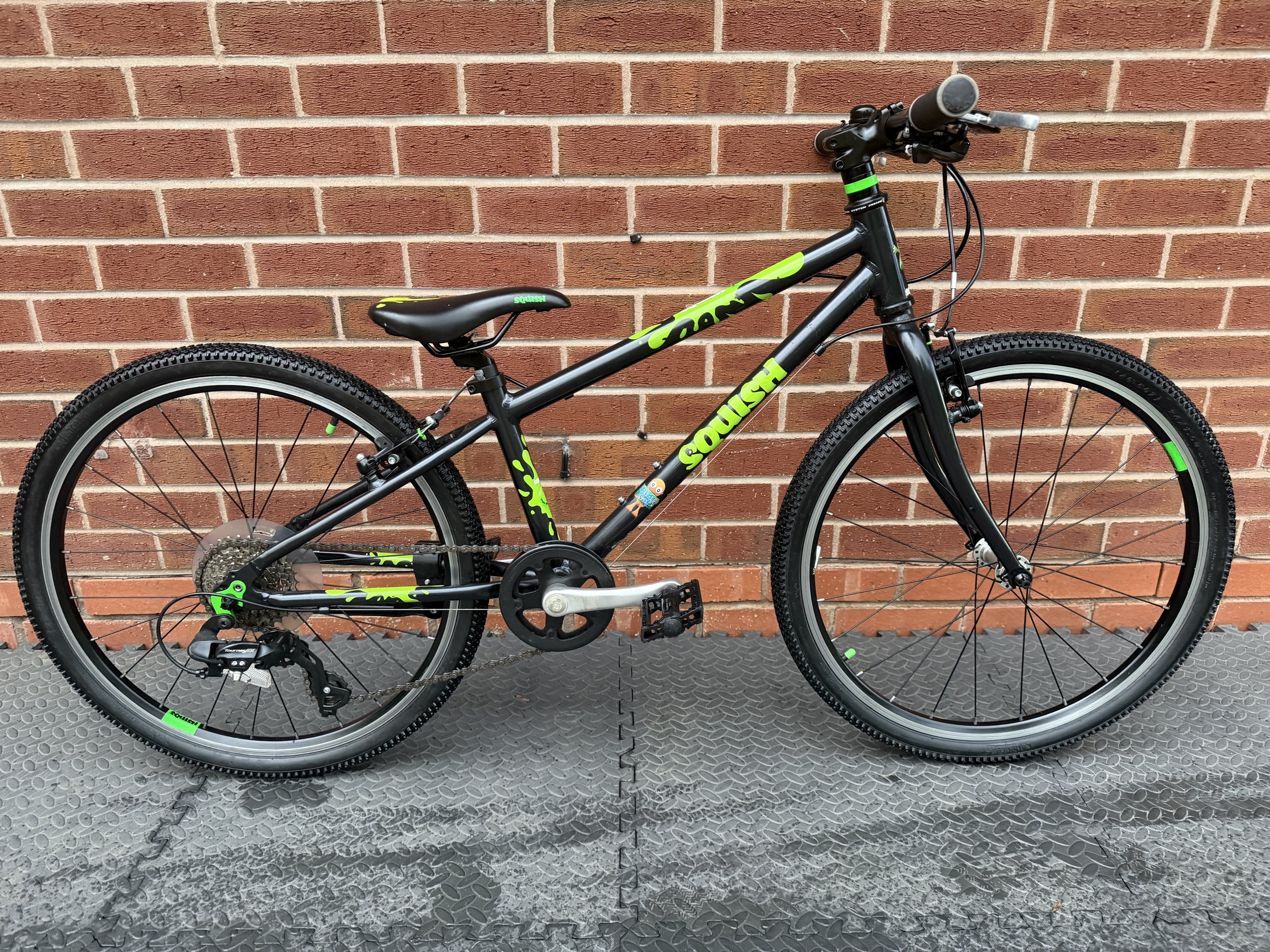 Refurbished Squish Bike Black 6.jpg