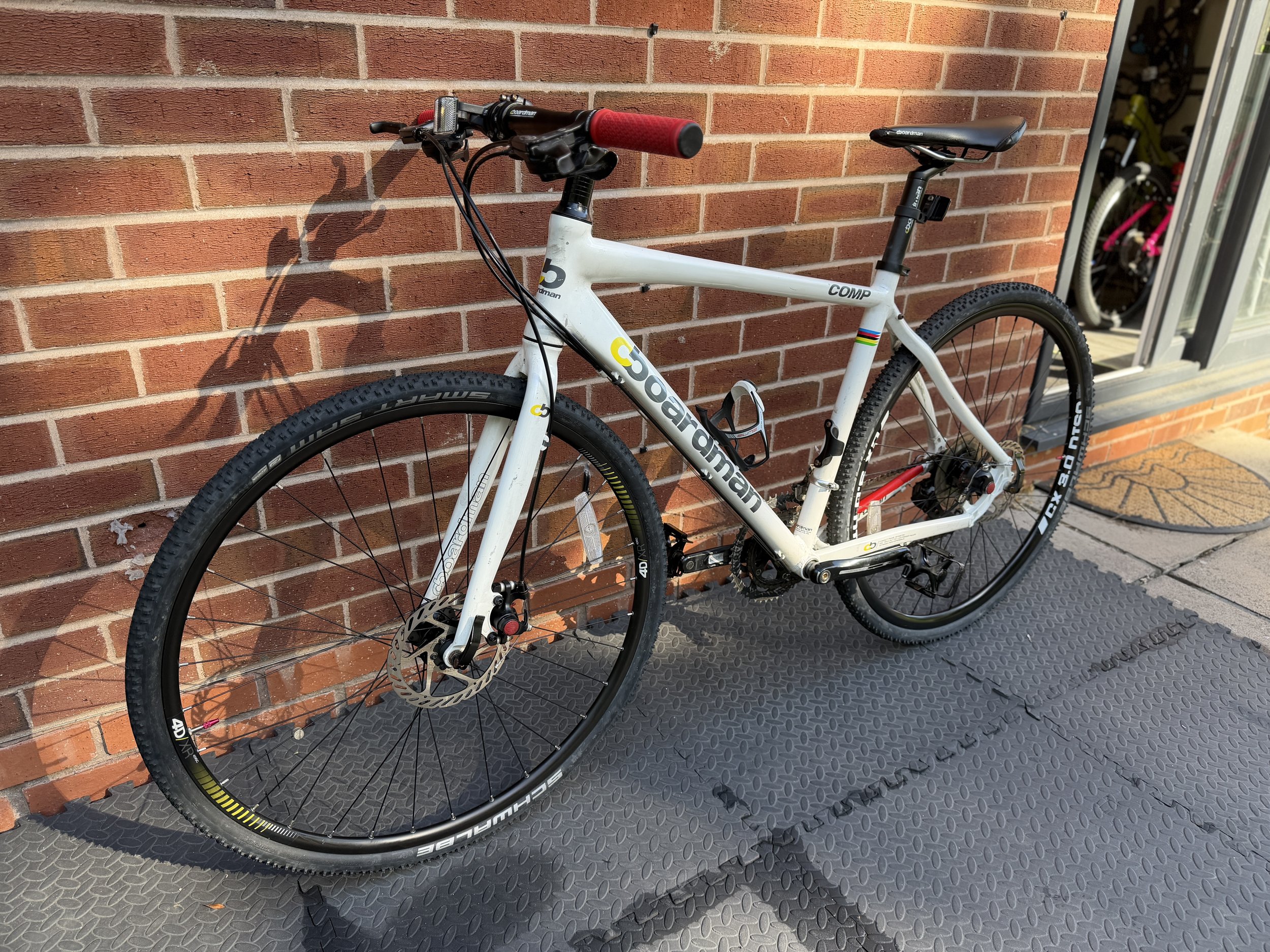 Boardman Comp mens hybrid bike for sale 2 .jpg