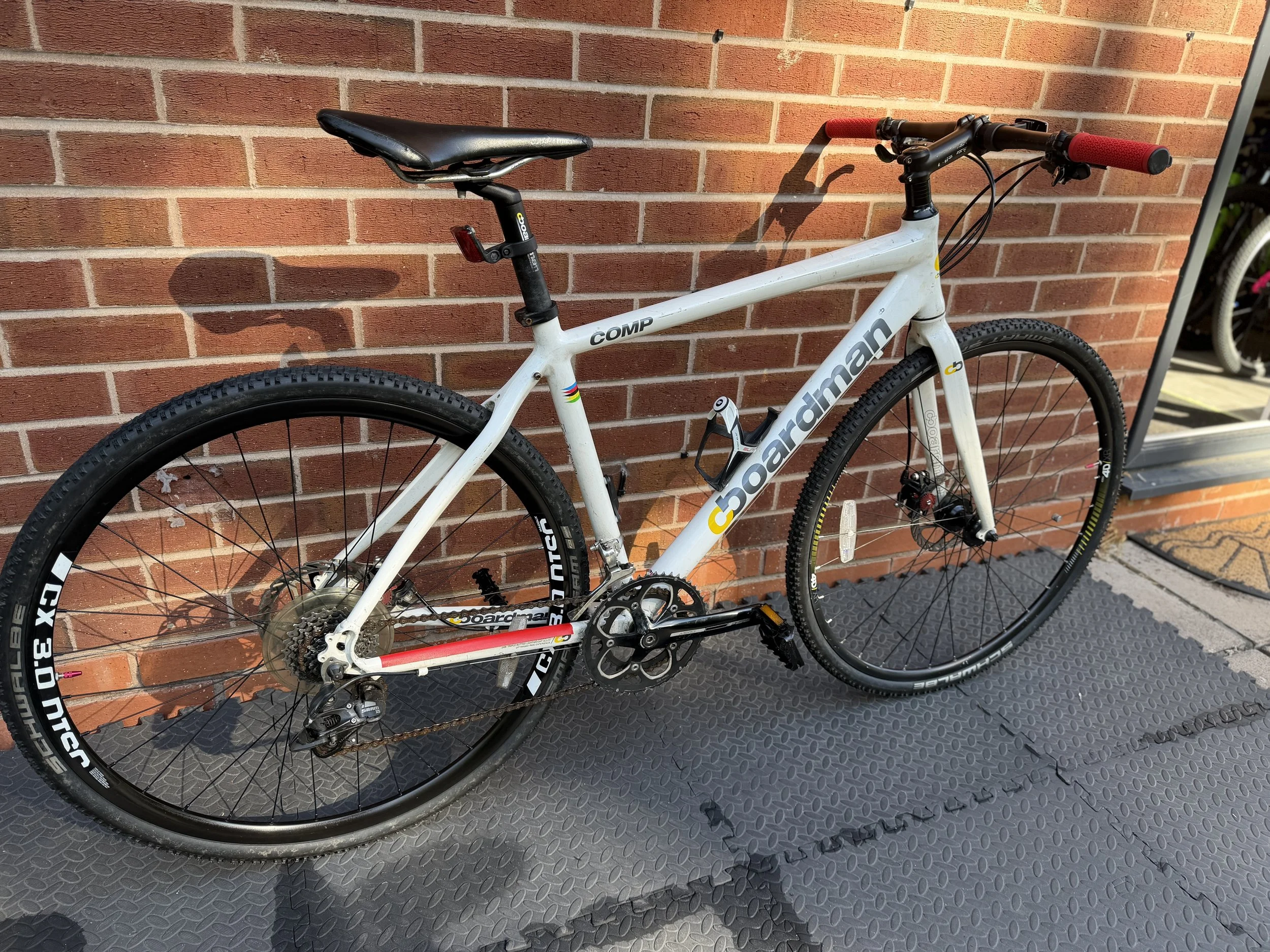 Boardman Comp mens hybrid bike for sale 7.jpg