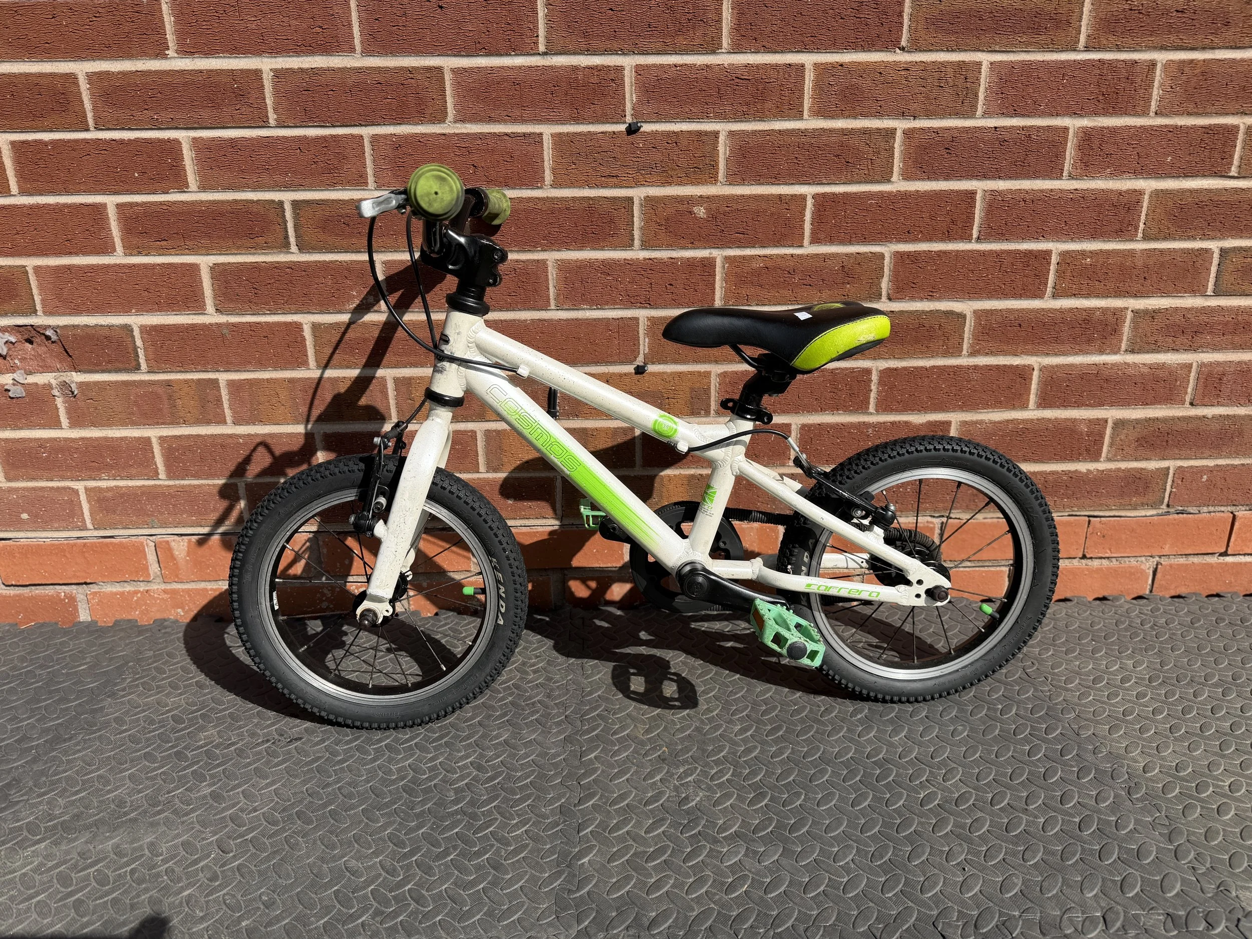 Pre-Loved Carrera Cosmos First Pedal Bike – 14”