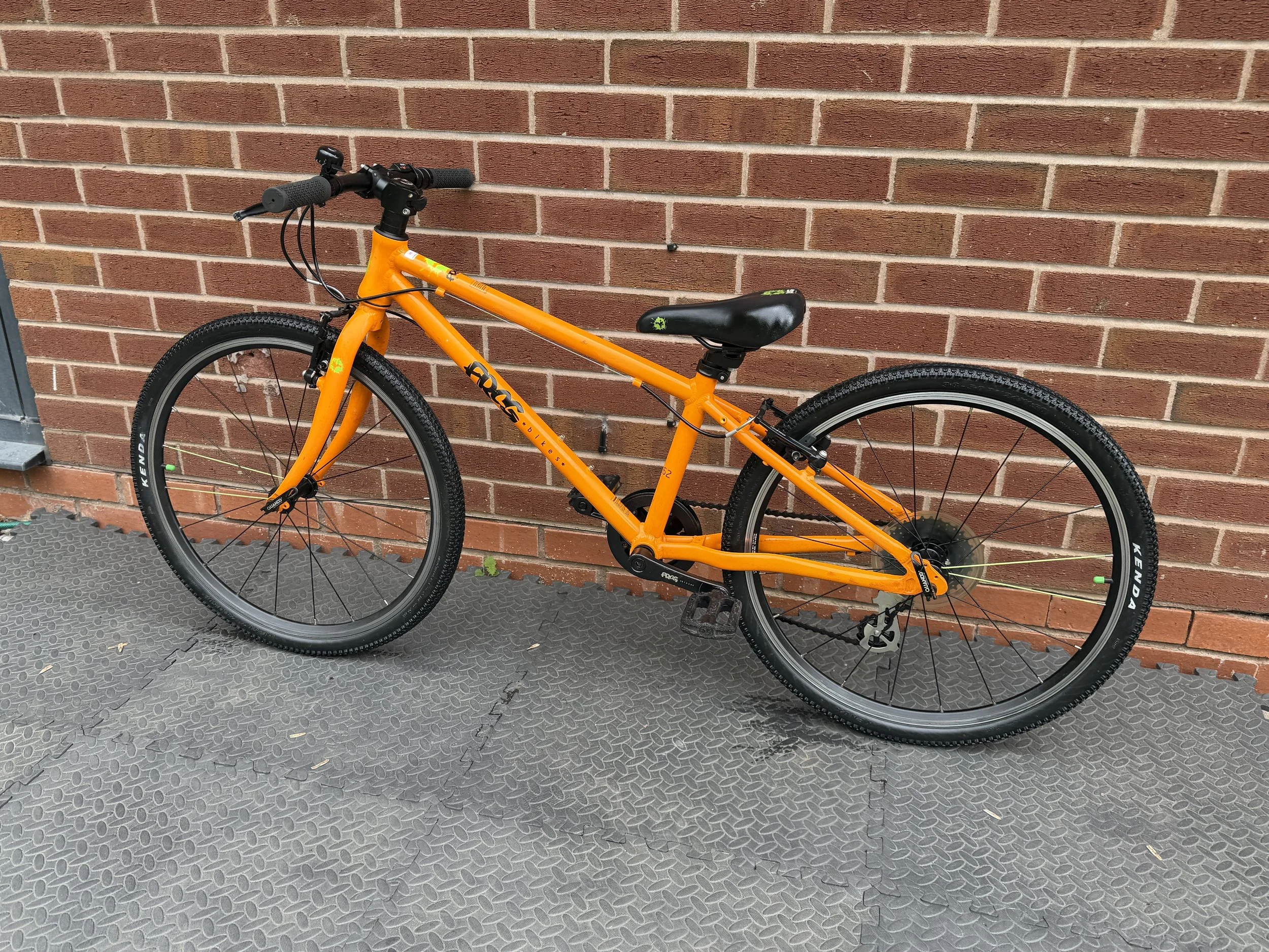 Orange Frog Bike 62 5 .jpg
