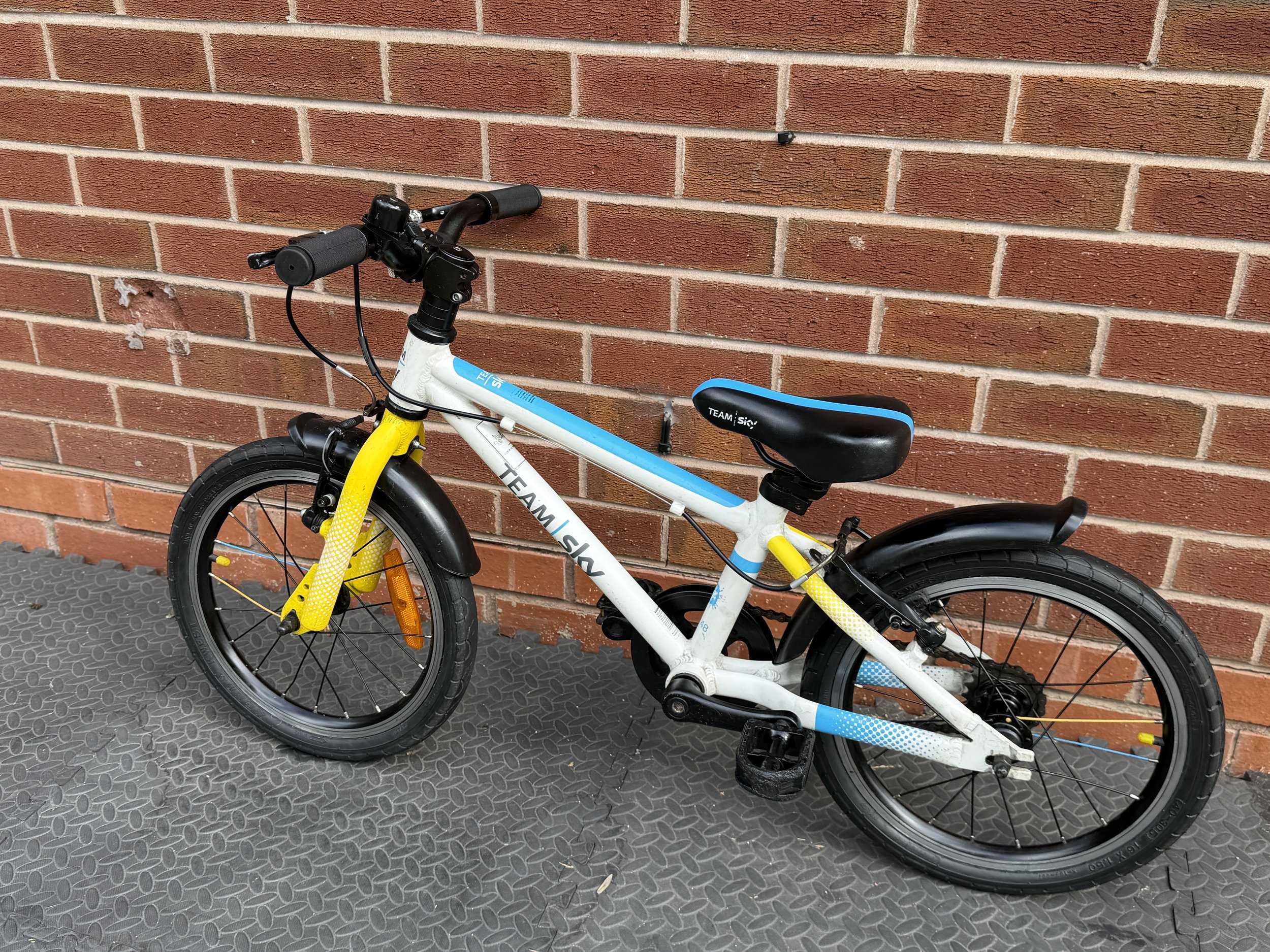 White Frog Bike For Sale 3 .jpg