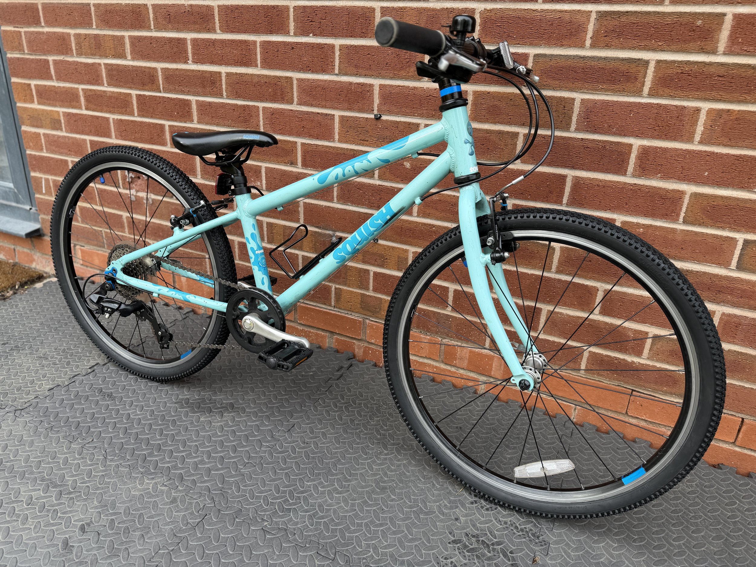 Refurbished Squish Bike Blue 24” 8.jpg