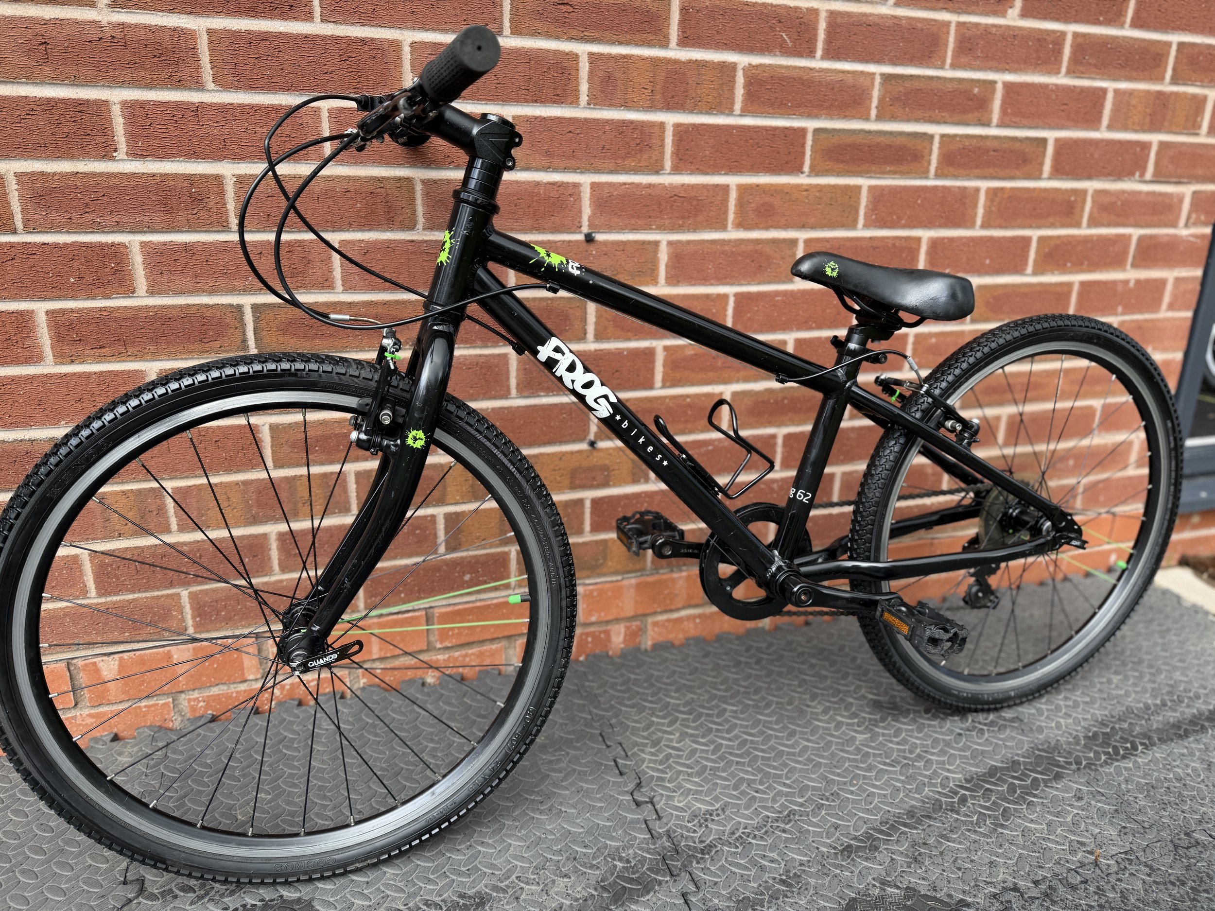 Refurbished Frog Bike 62 Black 2 .jpg