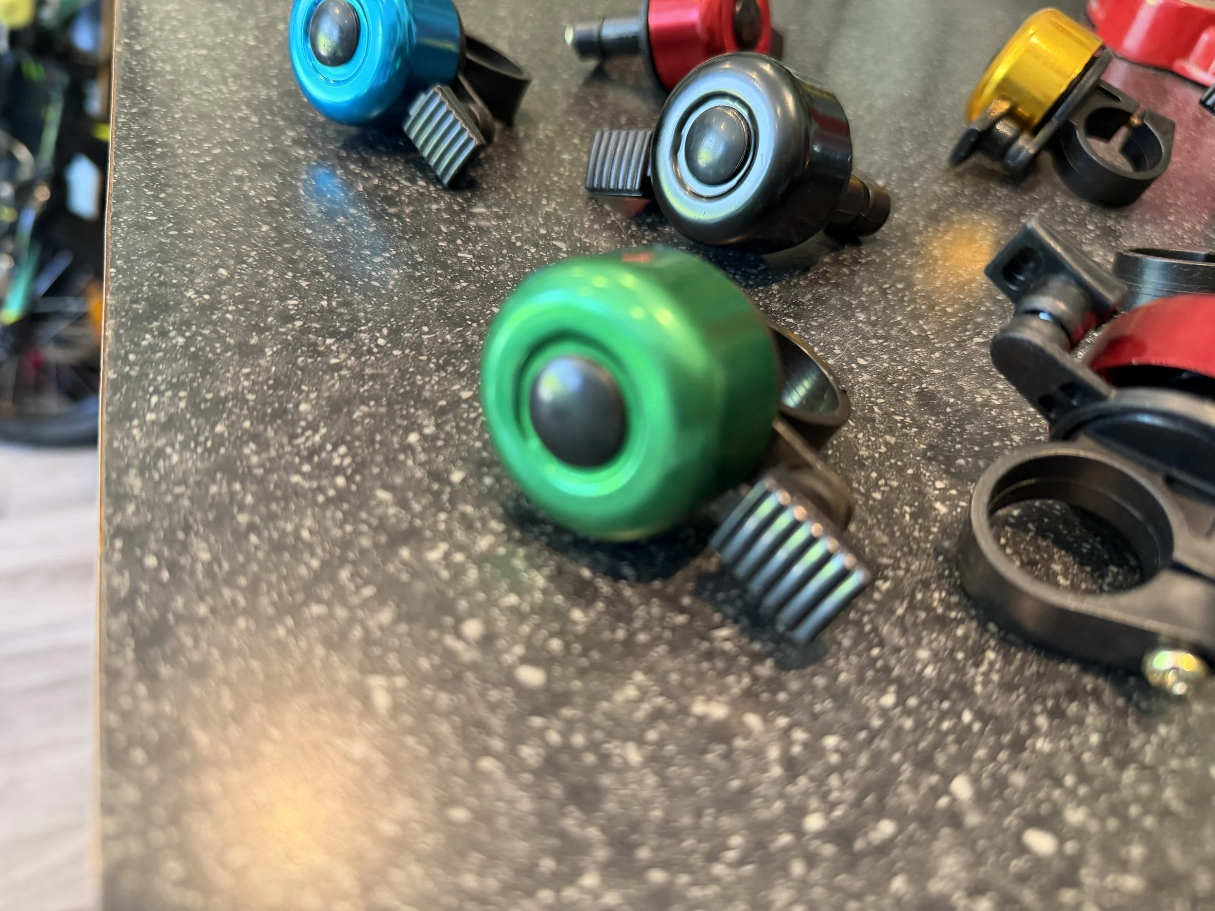 Three54 ride store bicycle bell green .JPG