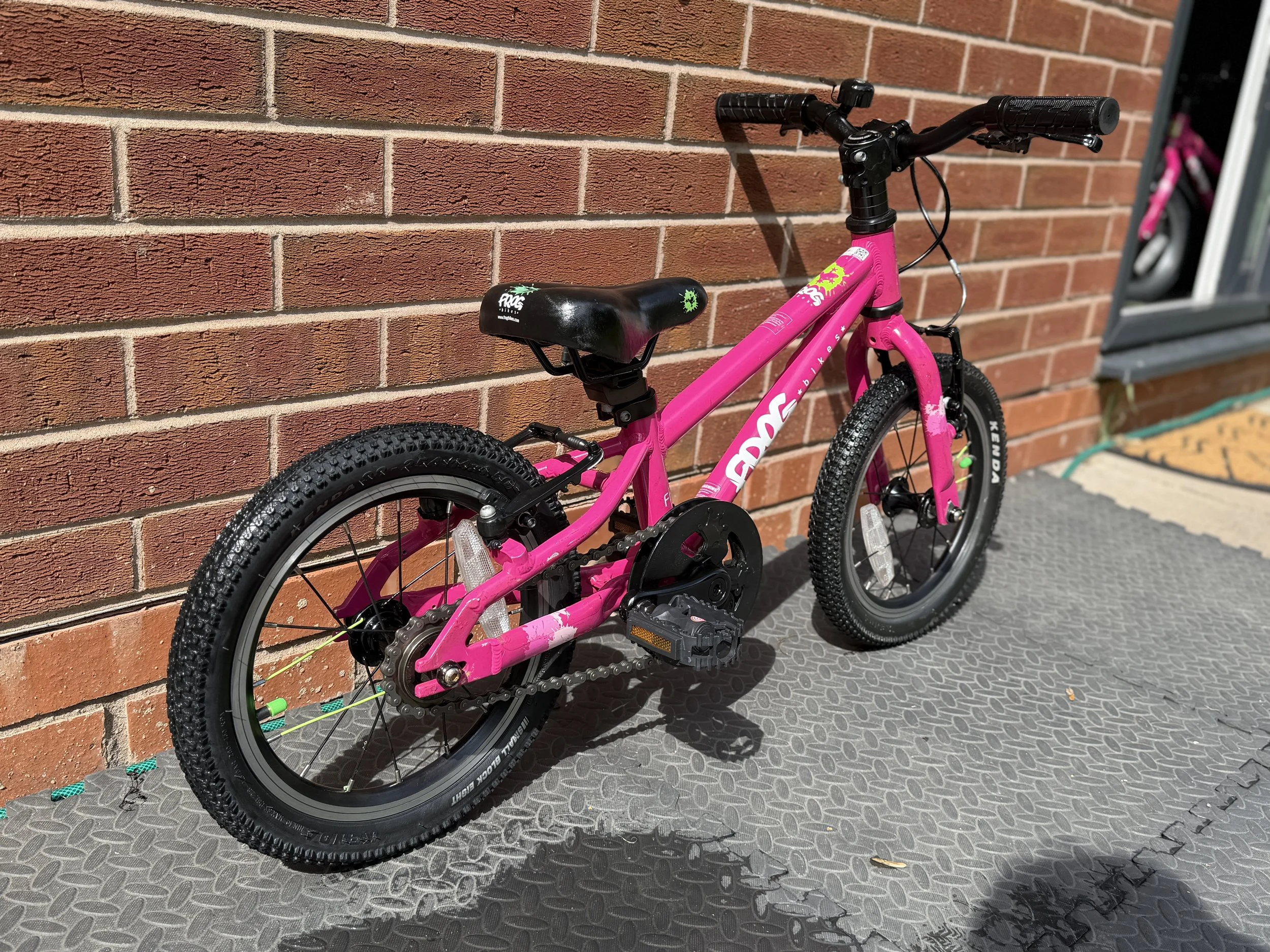 Frog Bike Three54 ride store 10.jpg