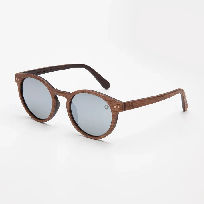 Union of Pearl Mirror.webp