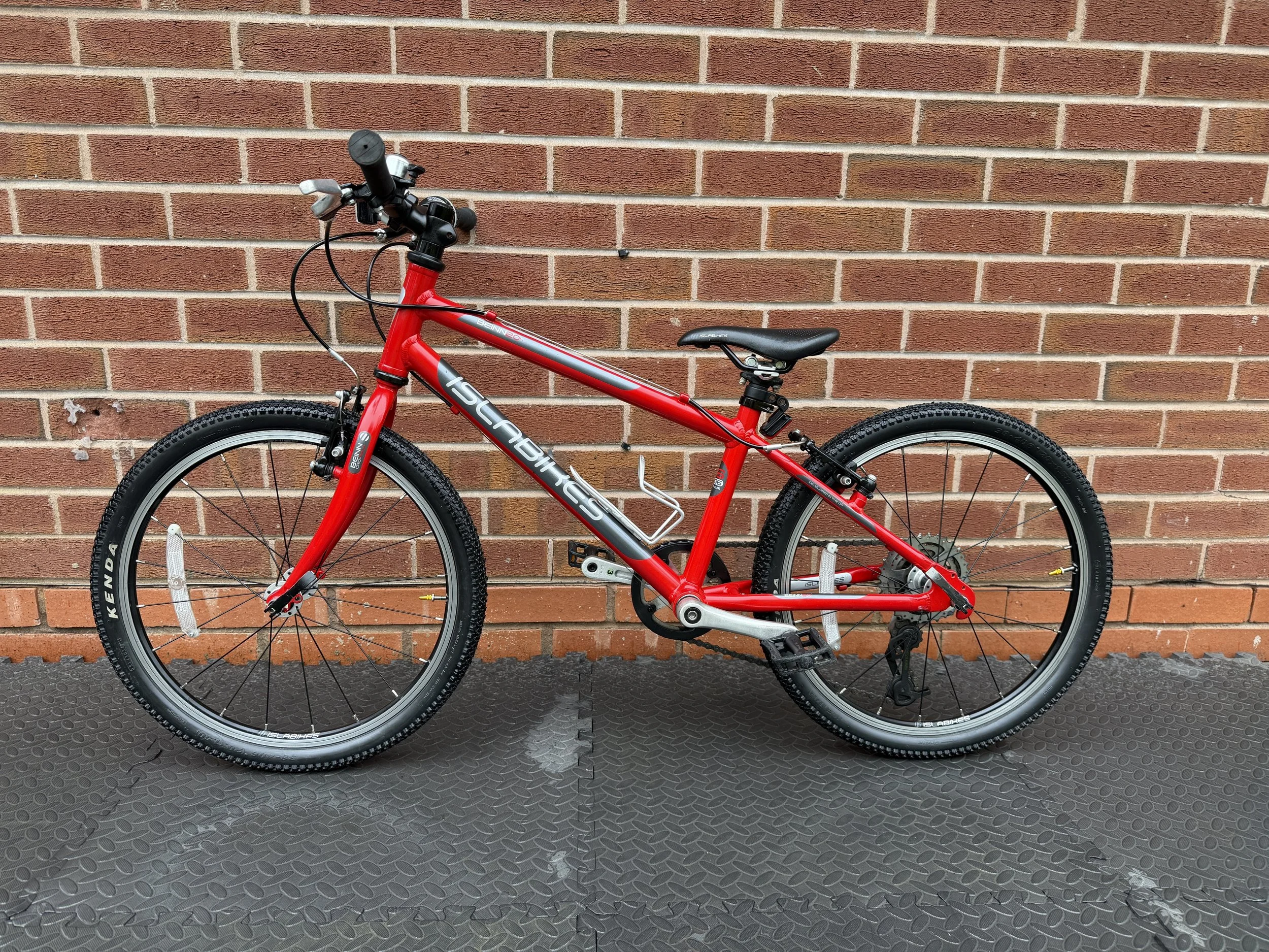 Isla Bike Beinn 20L Red .jpg