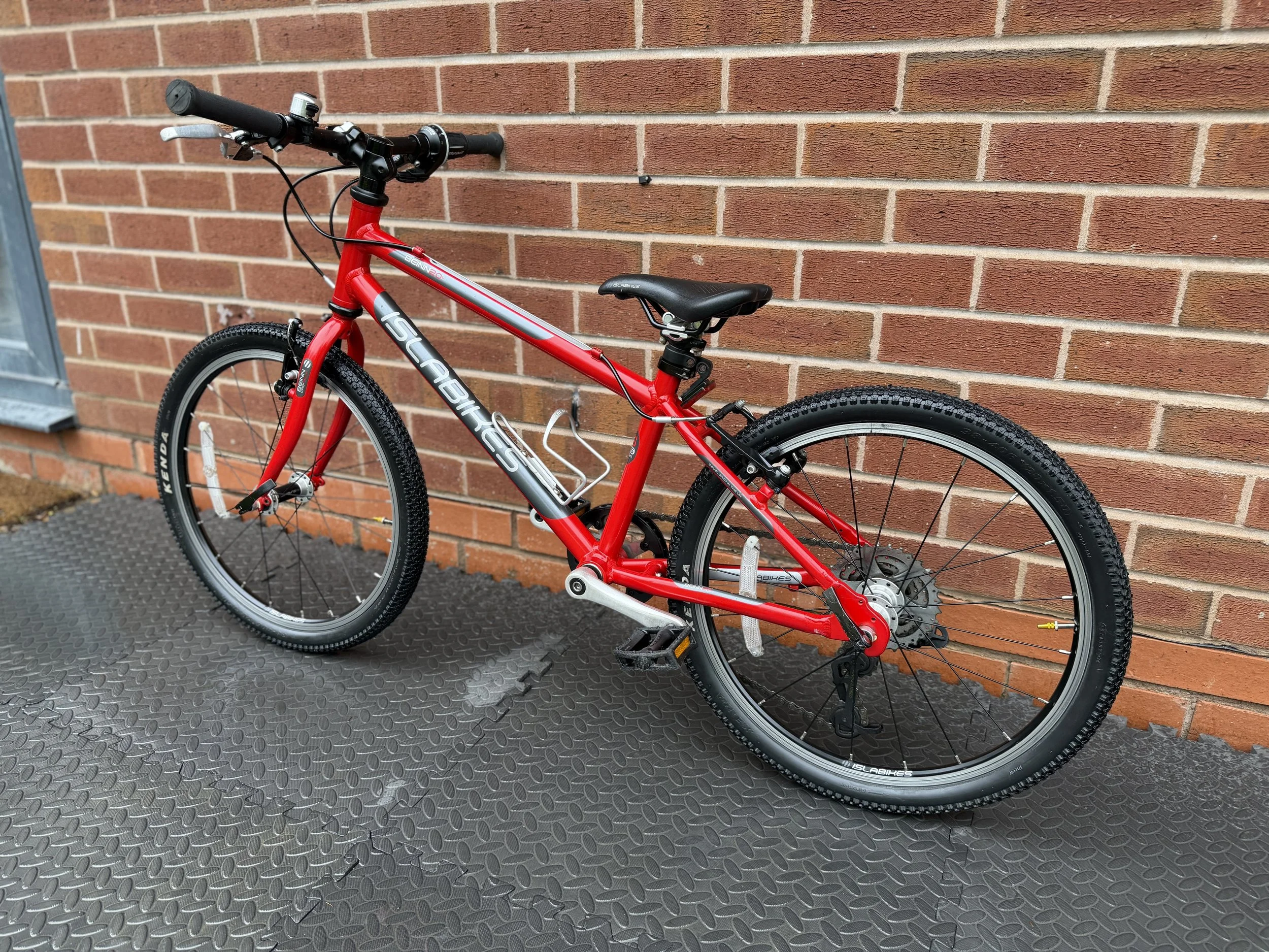 Isla Bike Beinn 20L Red 3.jpg