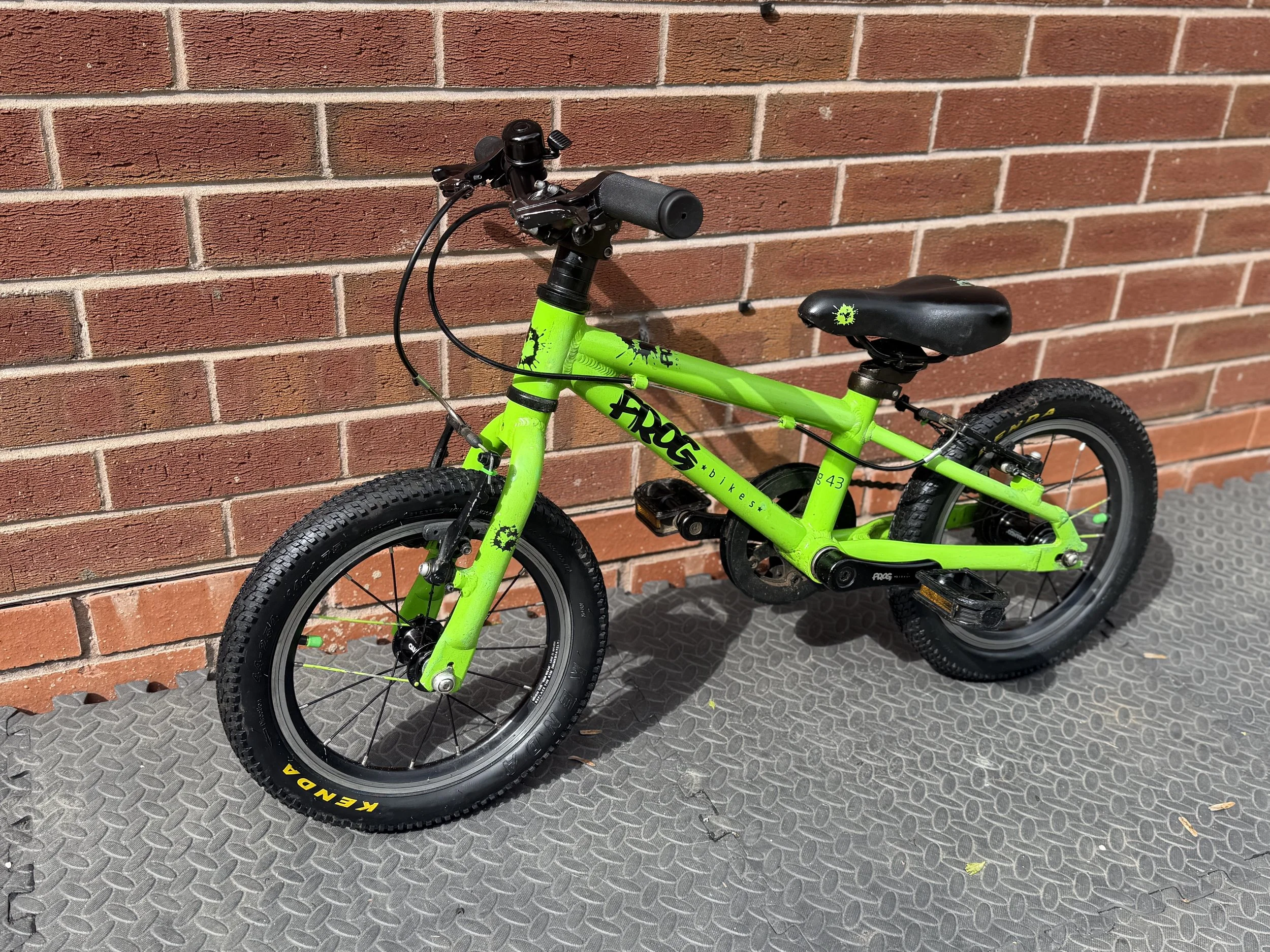 Frog Bike 40 43 2 .jpg