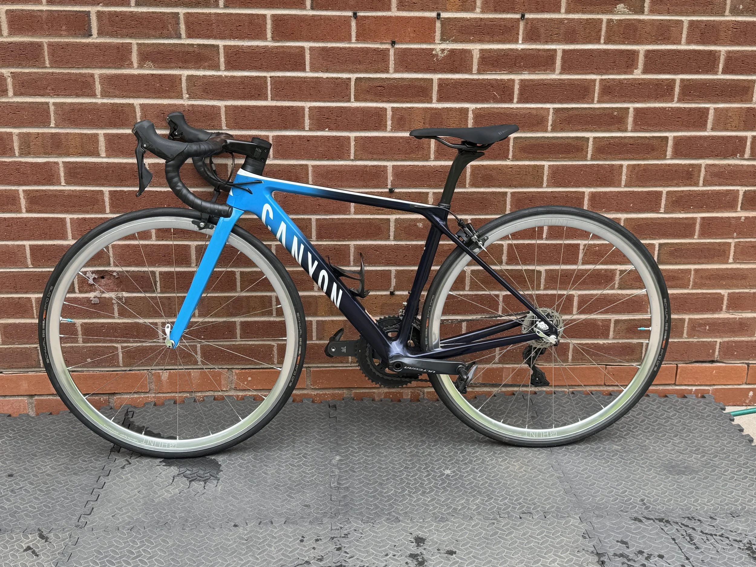 Canyon Carbon Road Bike 1 .jpg