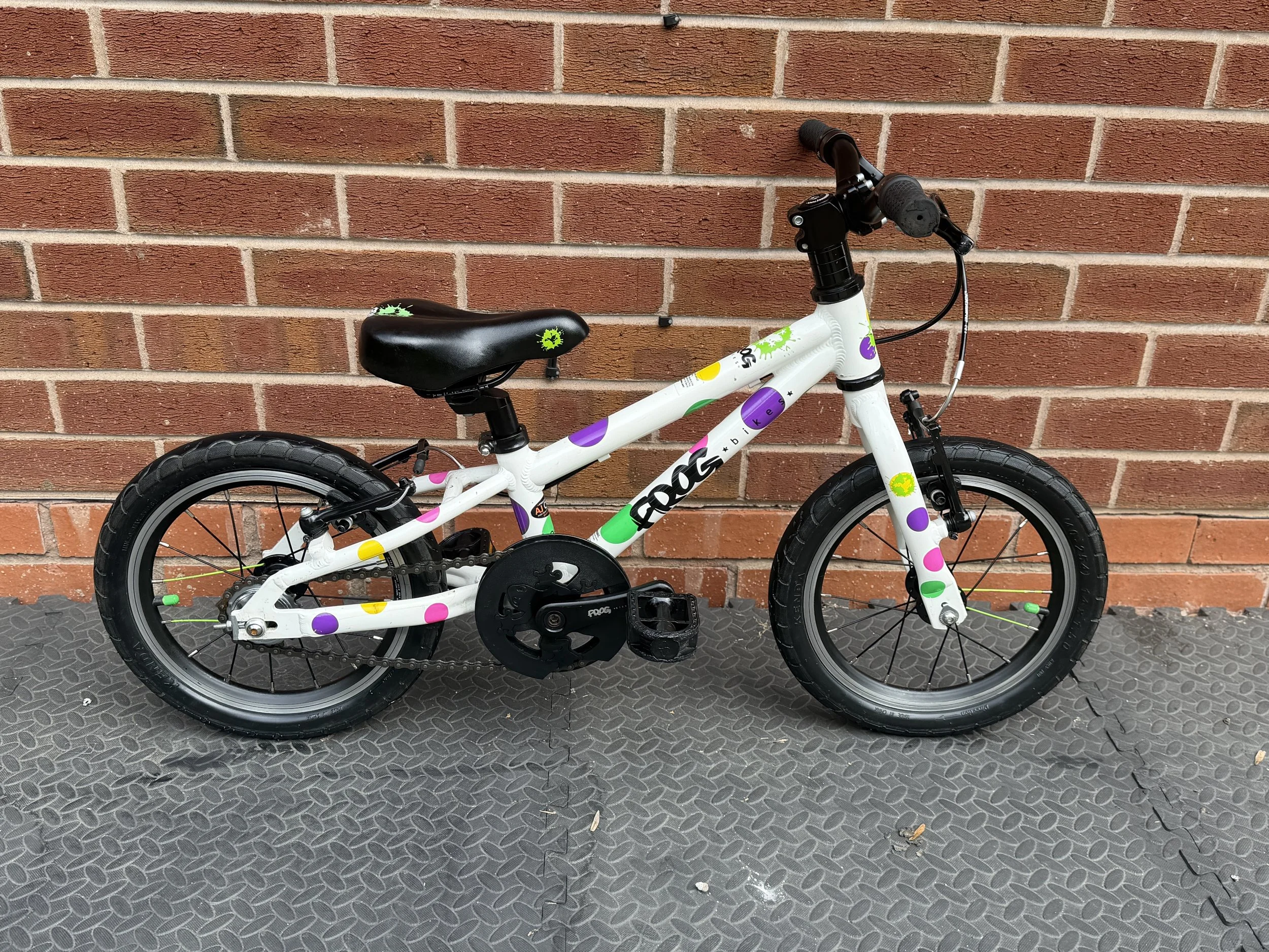 Frog first pedal bike for sale 6.jpg