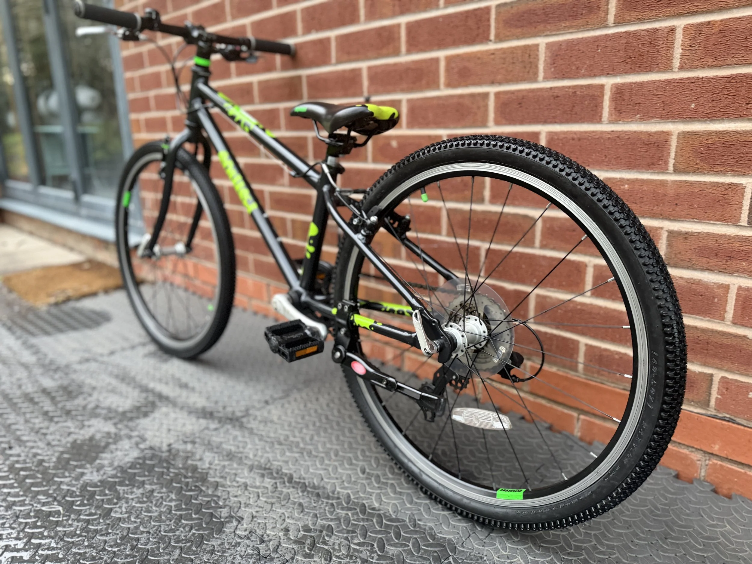 Refurbished Squish Bike Black 4.jpg