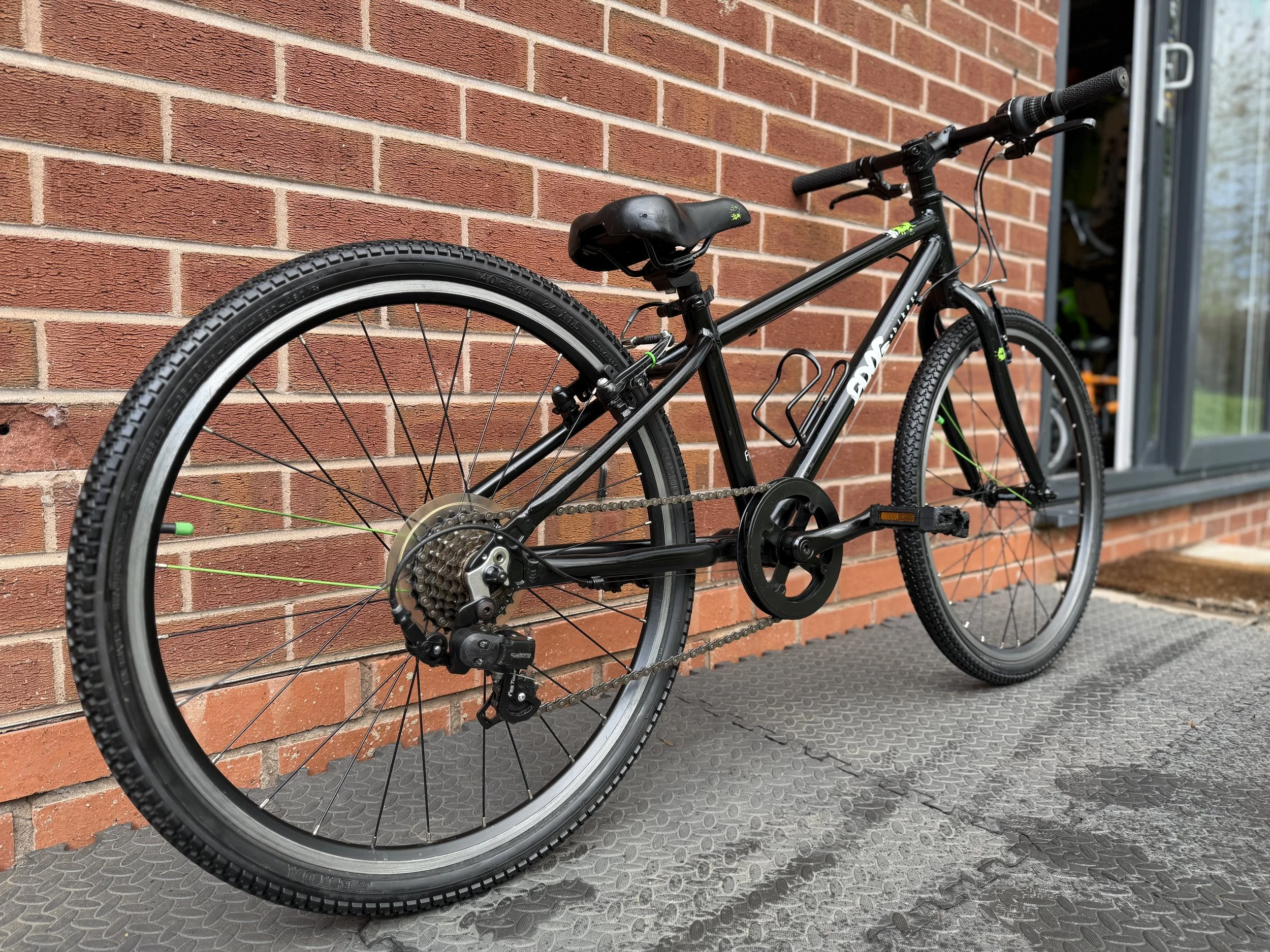 Refurbished Frog Bike 62 Black 10.jpg