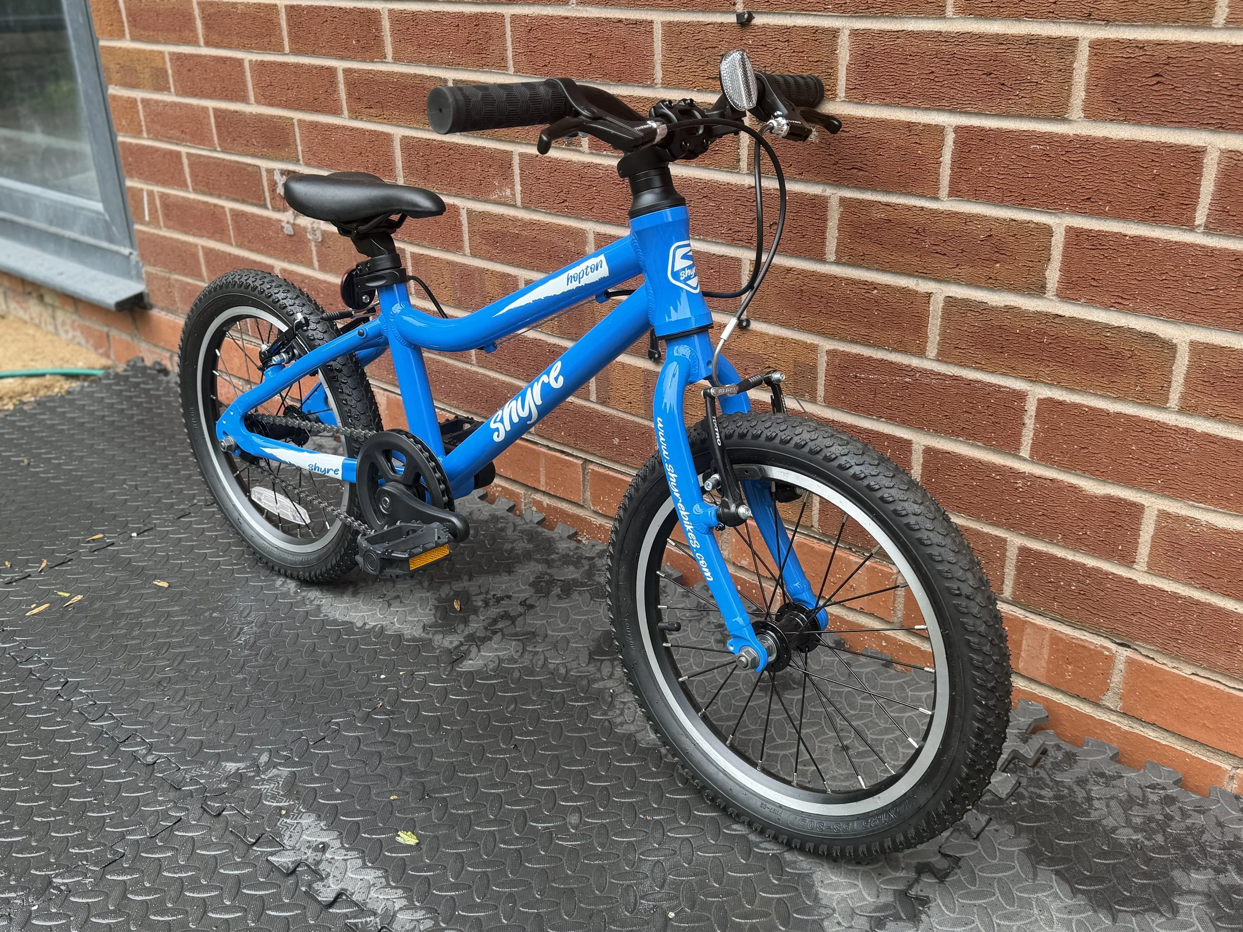 Three54 ride store Shyre Bikes 9 .jpg