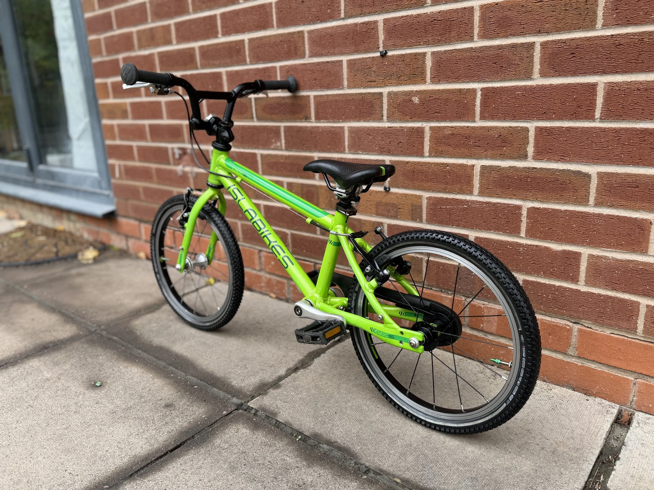Isla Bike Shop 4 .jpg