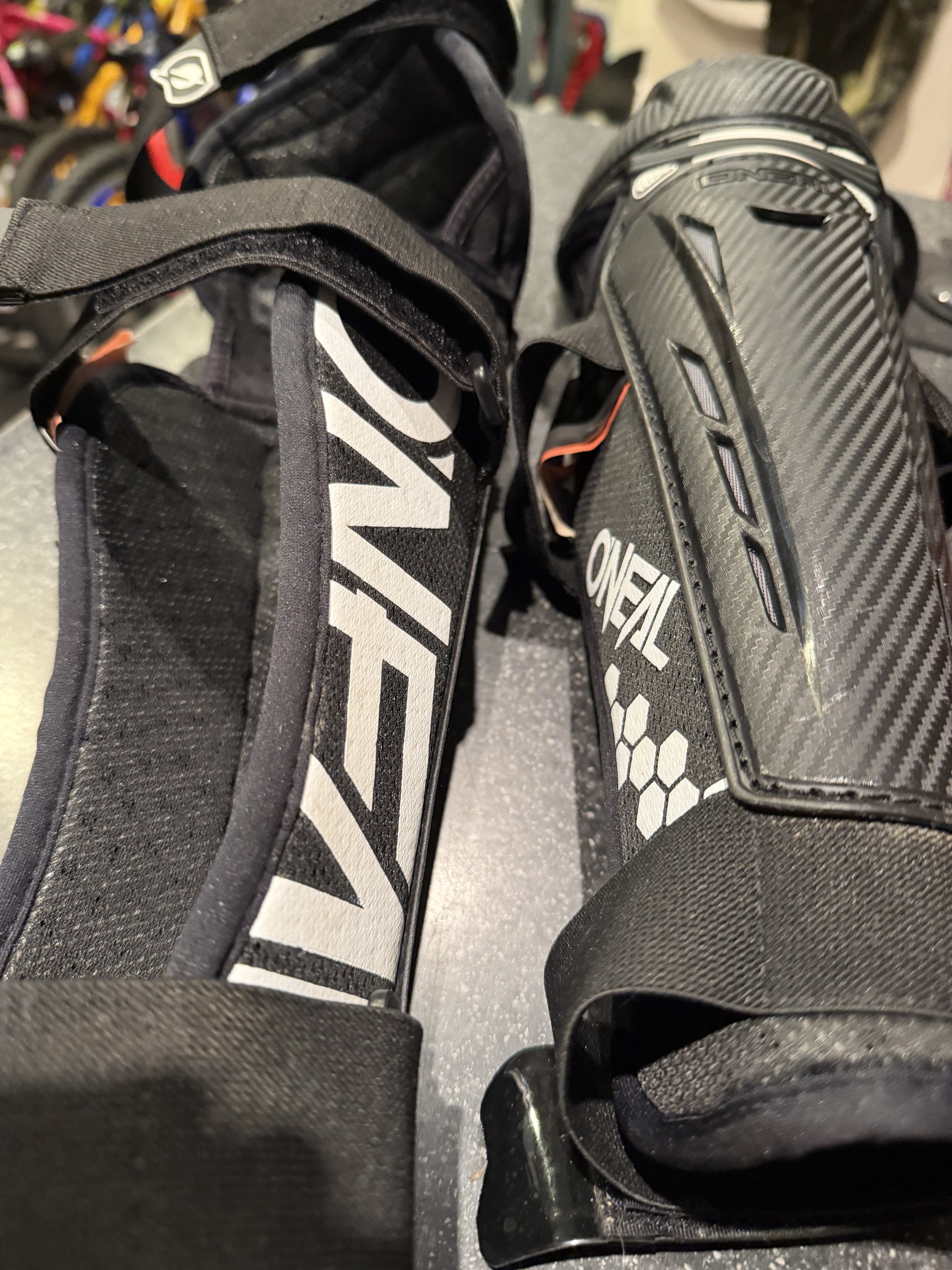O’Neal knee shin pads for sale 2 .JPG