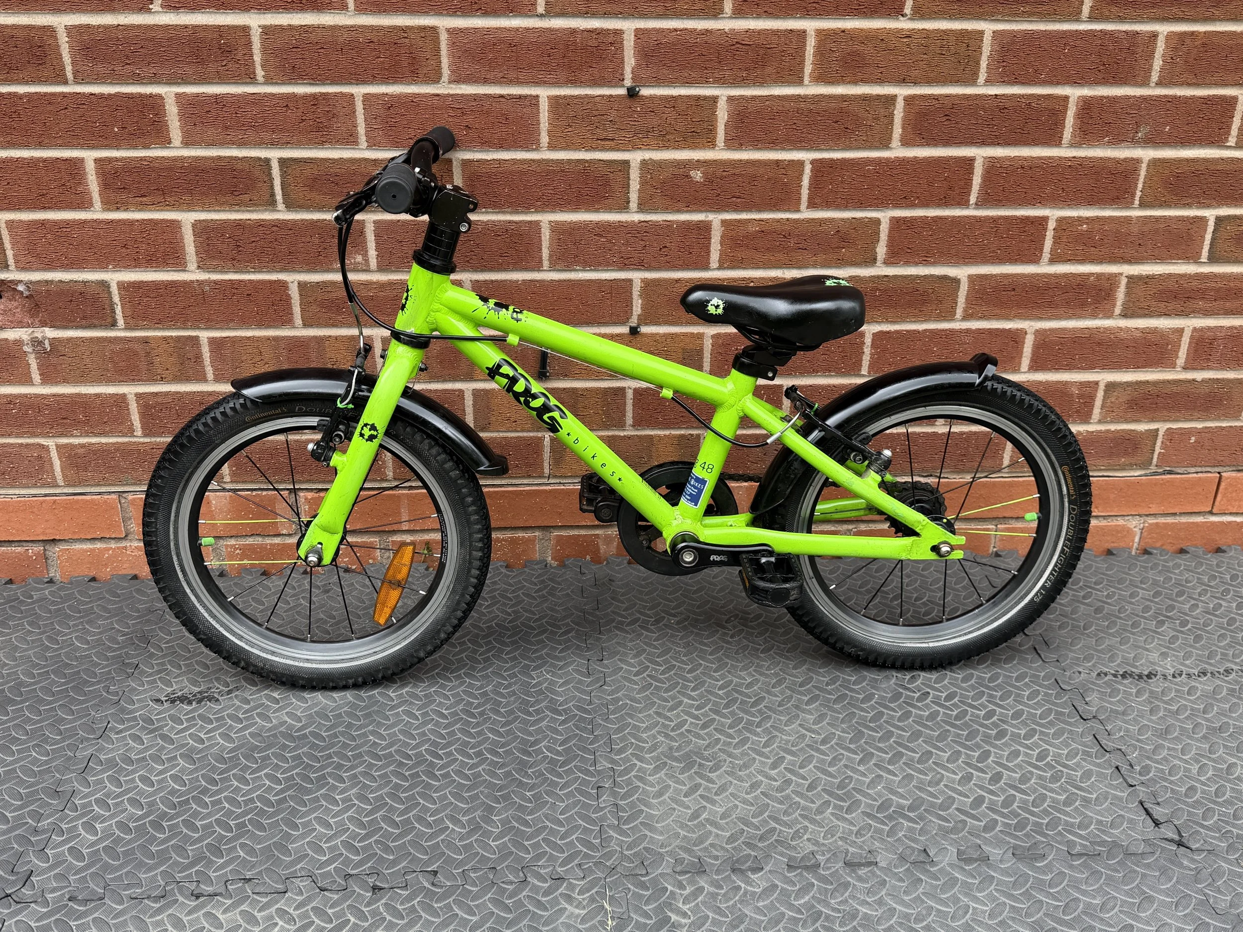 Pre-Loved Frog 48 First Pedal Bike – 16” (Green)