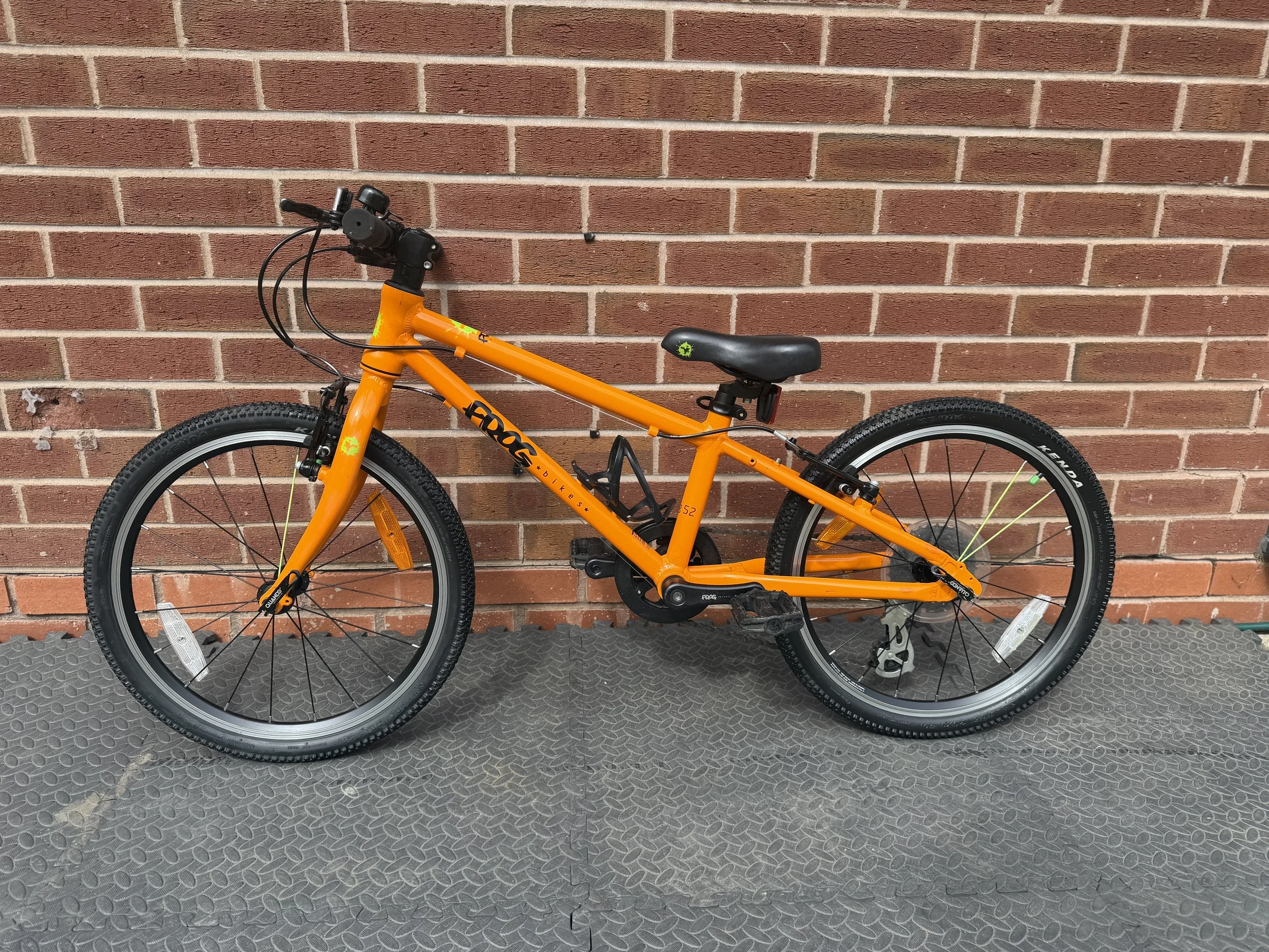 Orange Frog 52 1 .jpg