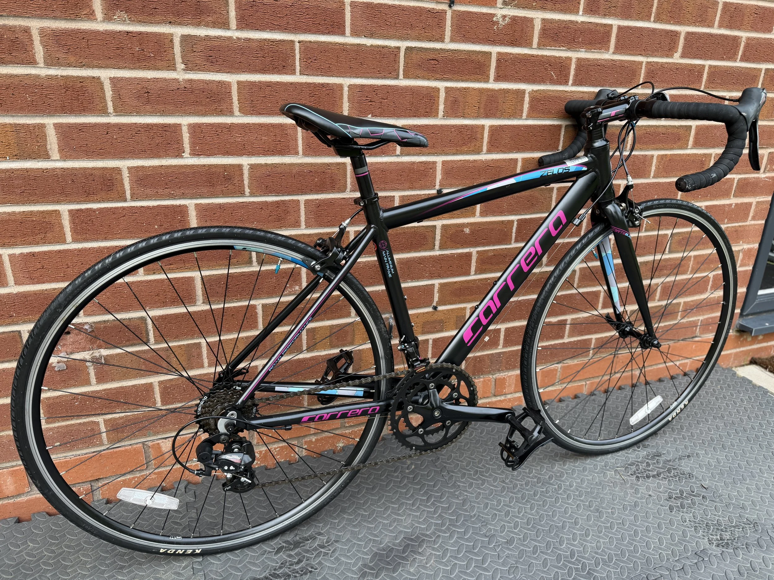 Refurbished Carrera Zelos XS road bike 7.jpg