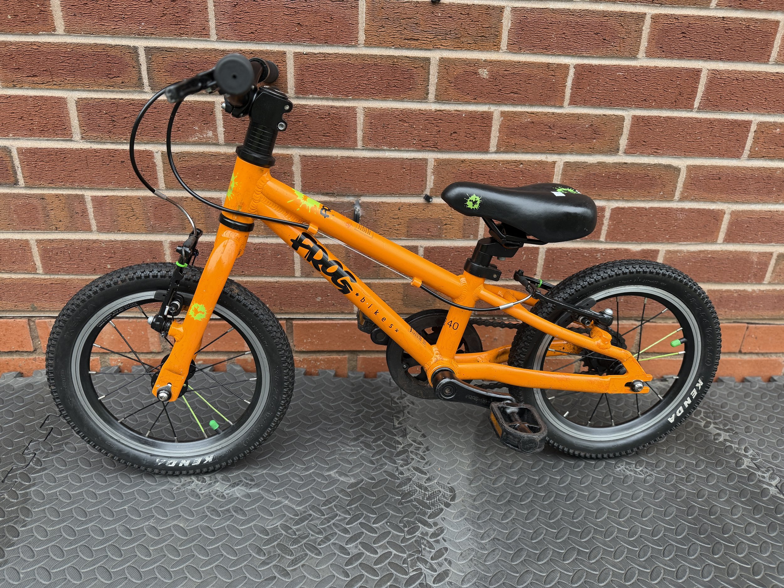 Orange Frog Bike 40 1 .jpg