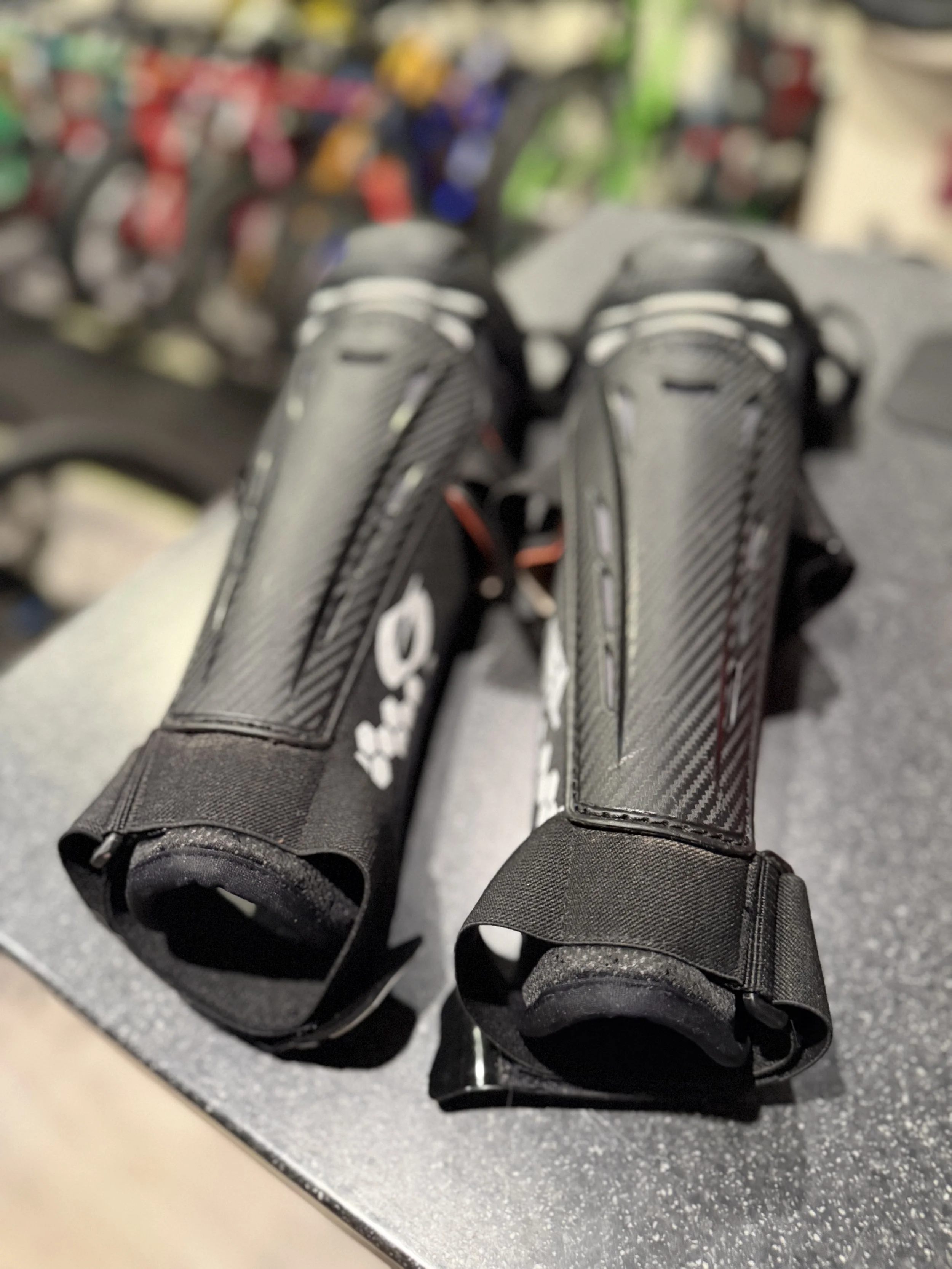 O'Neal BMX & Mountain Bike Knee/Shin Guards – Medium