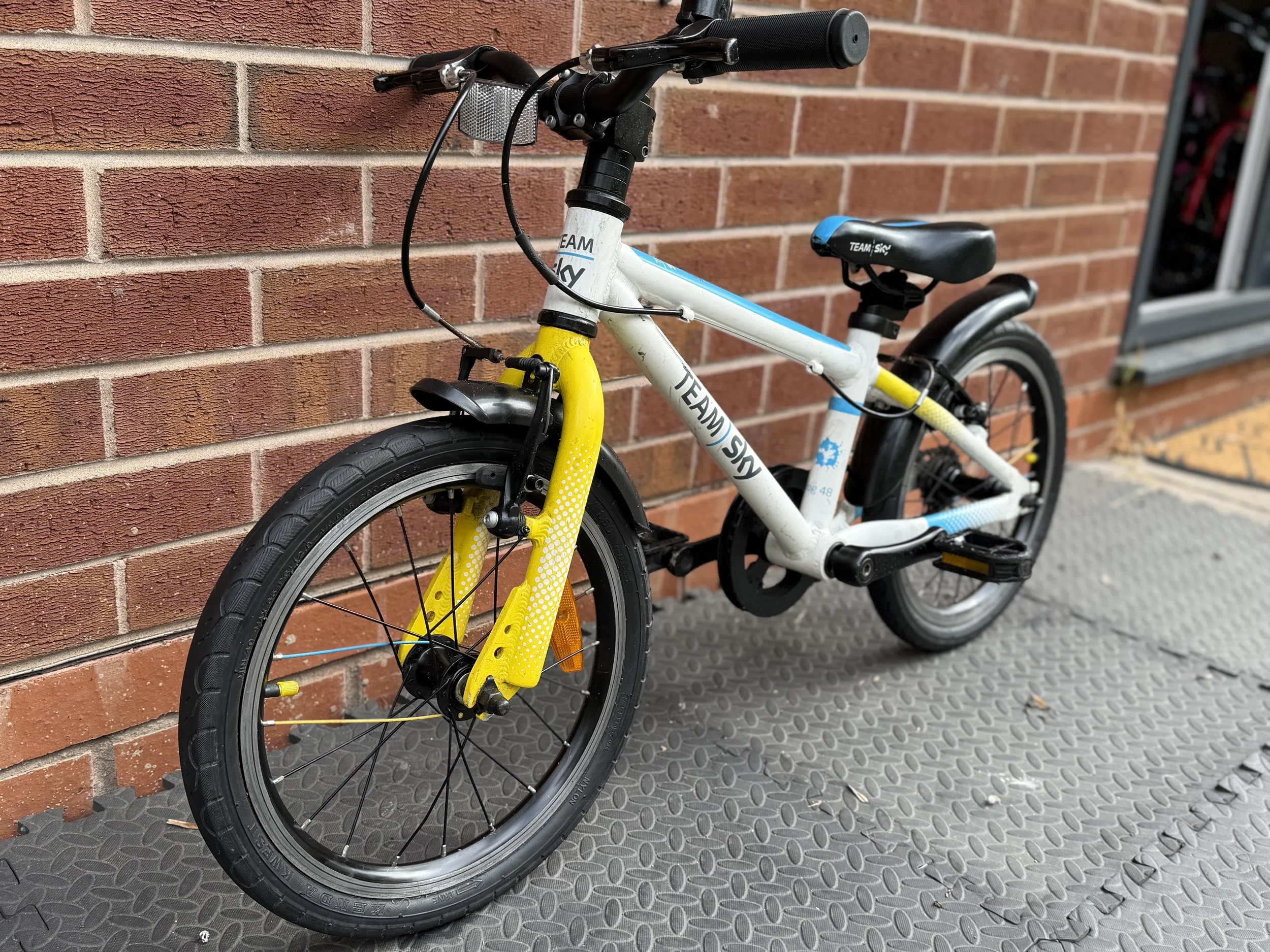 White Frog Bike For Sale 5 .jpg