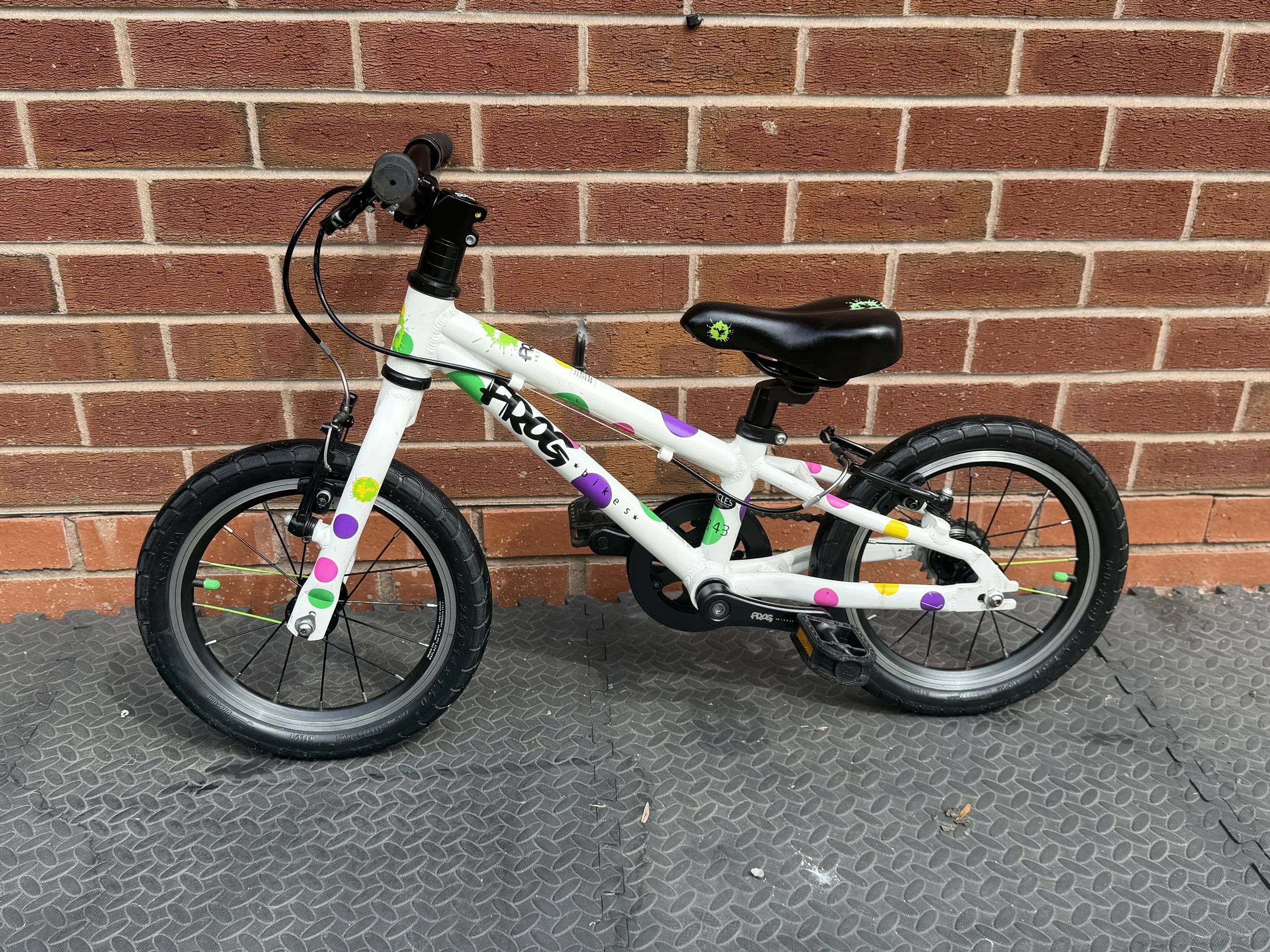 Frog first pedal bike for sale 1 .jpg