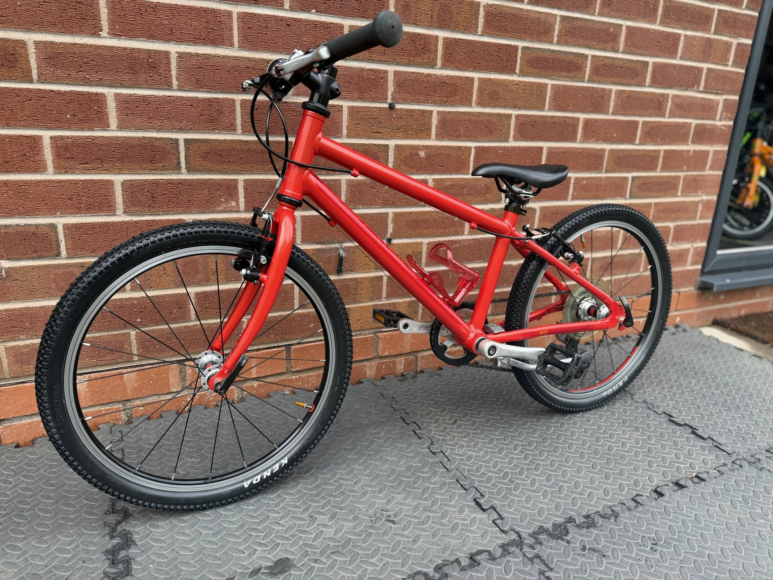 Refurbished Isla Beinn 20 Red 2.jpg