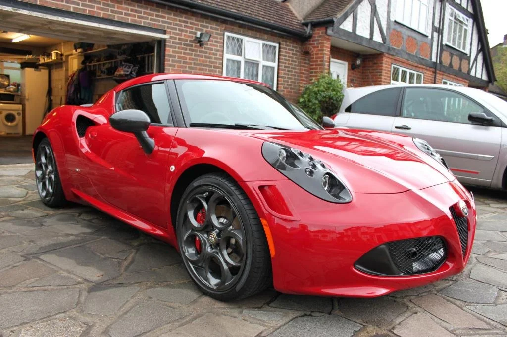 Alfa 4C detailed