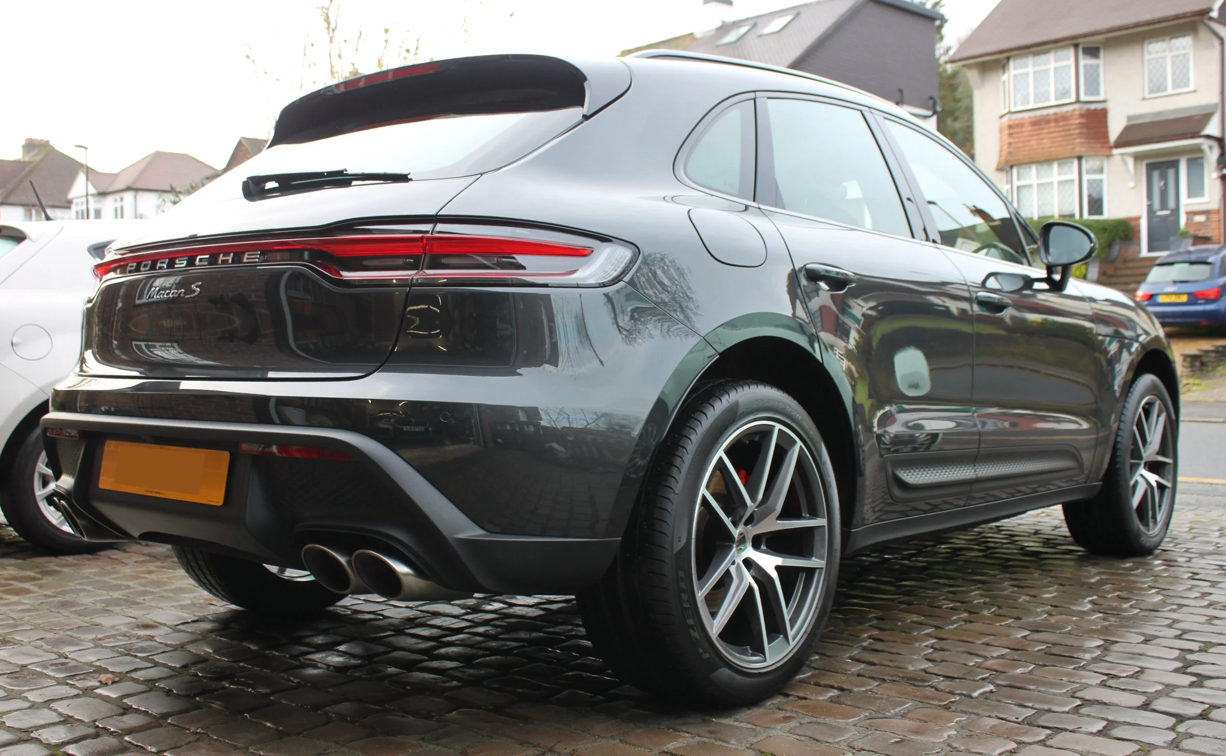 Porsche Macan S detailed
