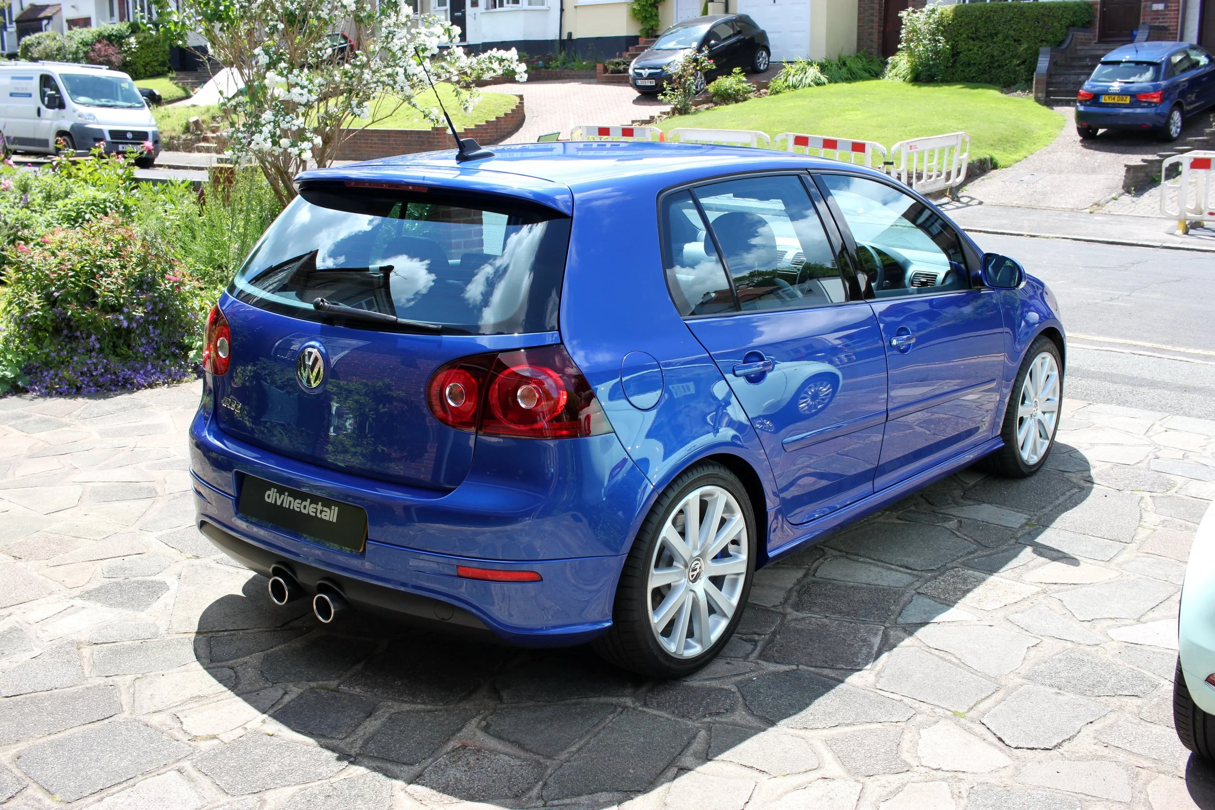 VW Golf R32 detailed