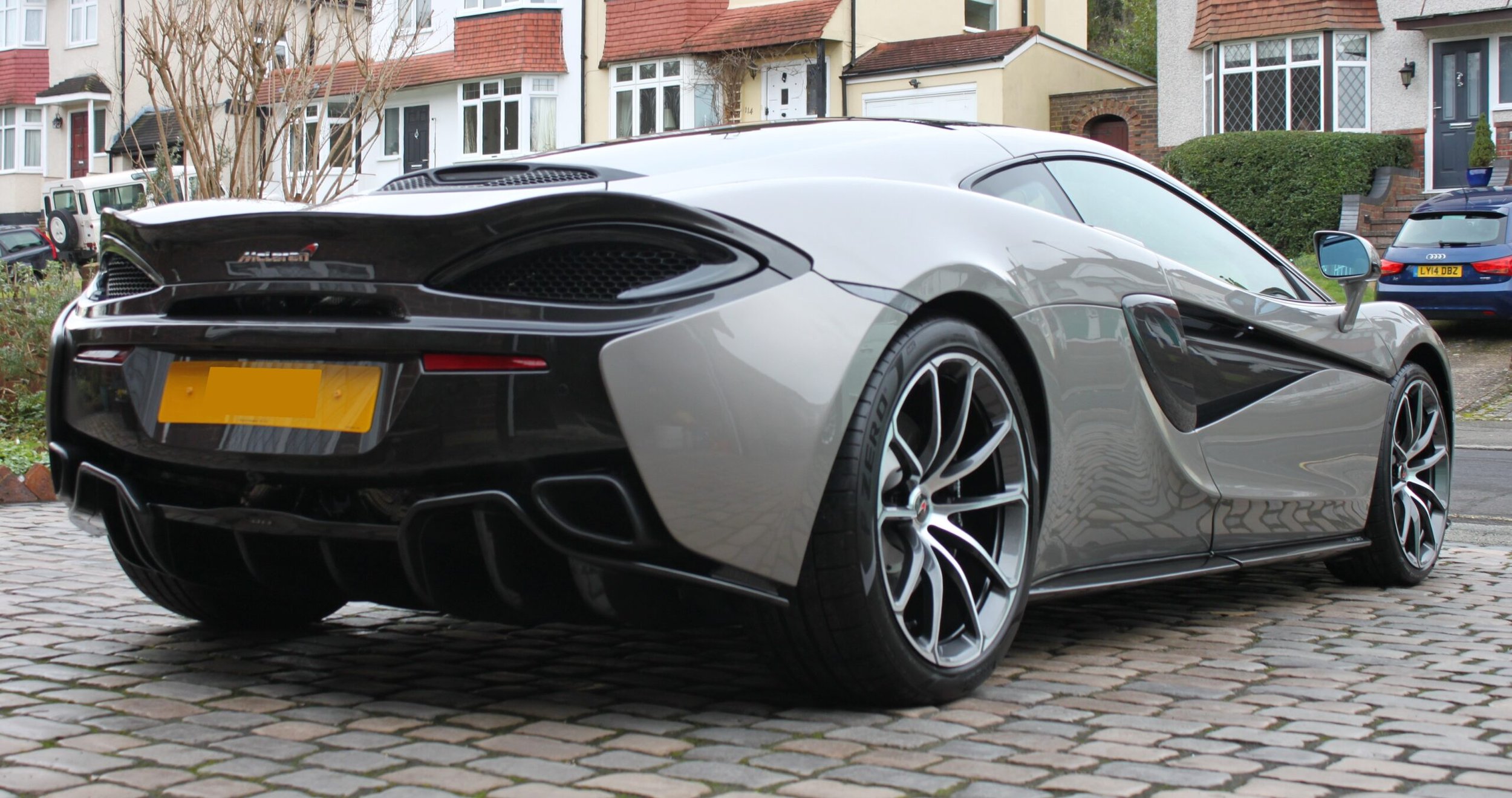 Mclaren 570 detailed