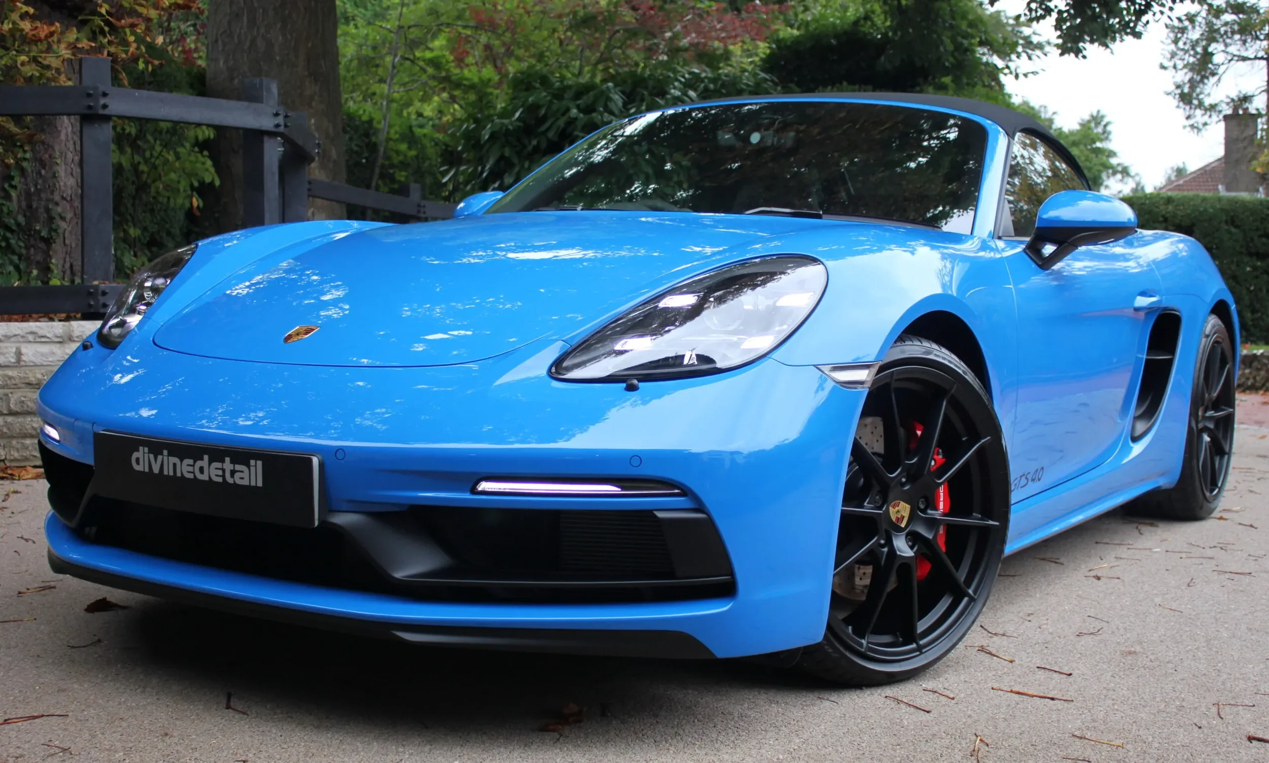 Porsche Cayman GTS detailed