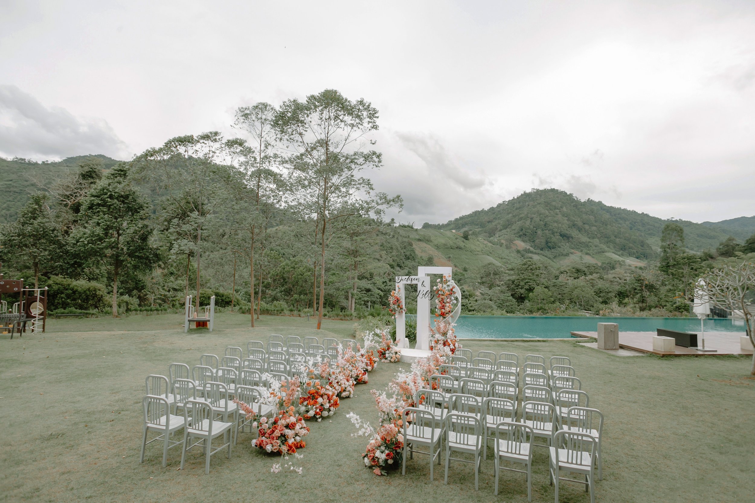 Dickson&Kelly-The Acres Resort Wedding (35).jpg