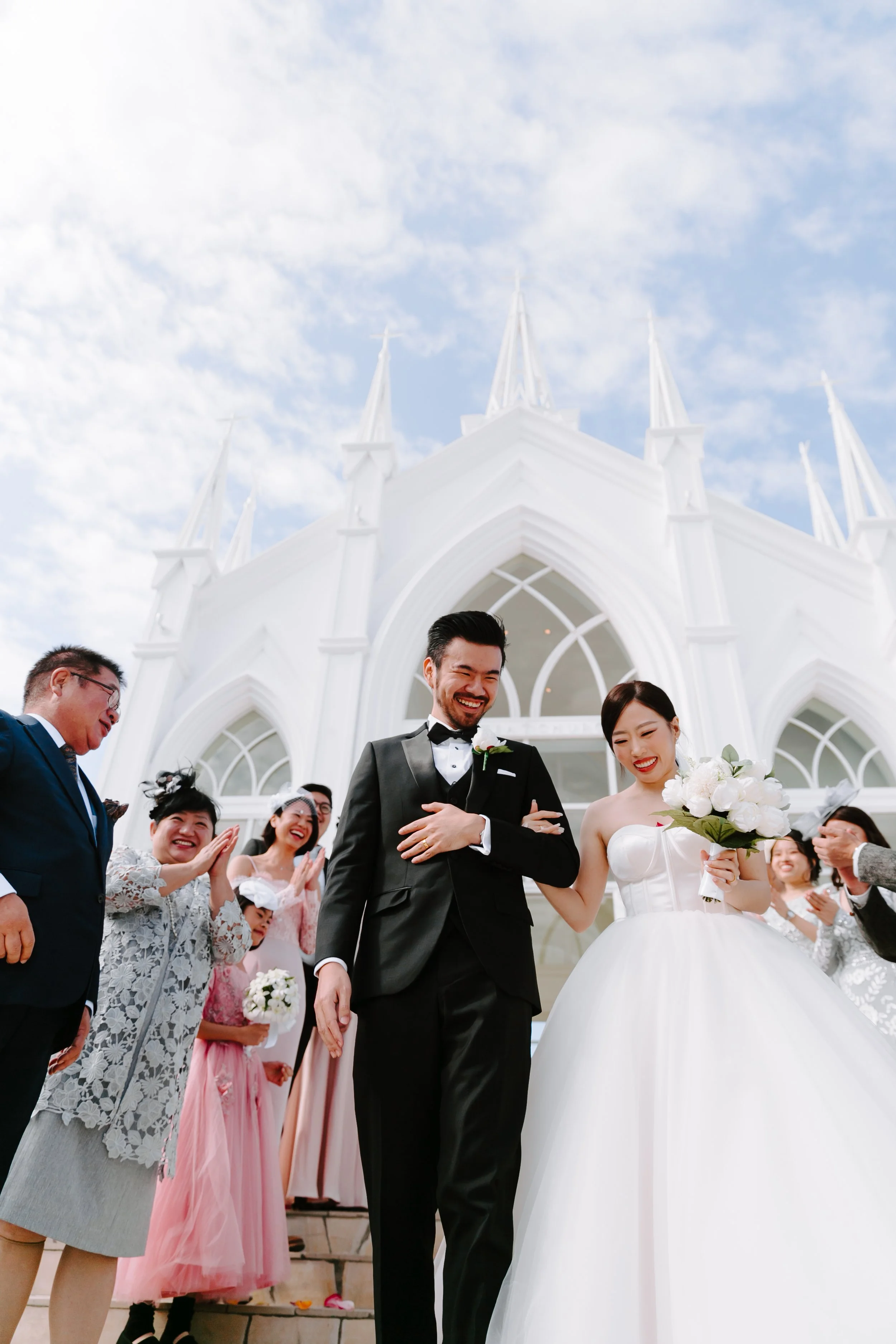 Josh & Chrisanne
A beautiful Okinawa wedding at Lazor Garden Alivila Chapel, where pristine white walls meet clear blue ocean views.