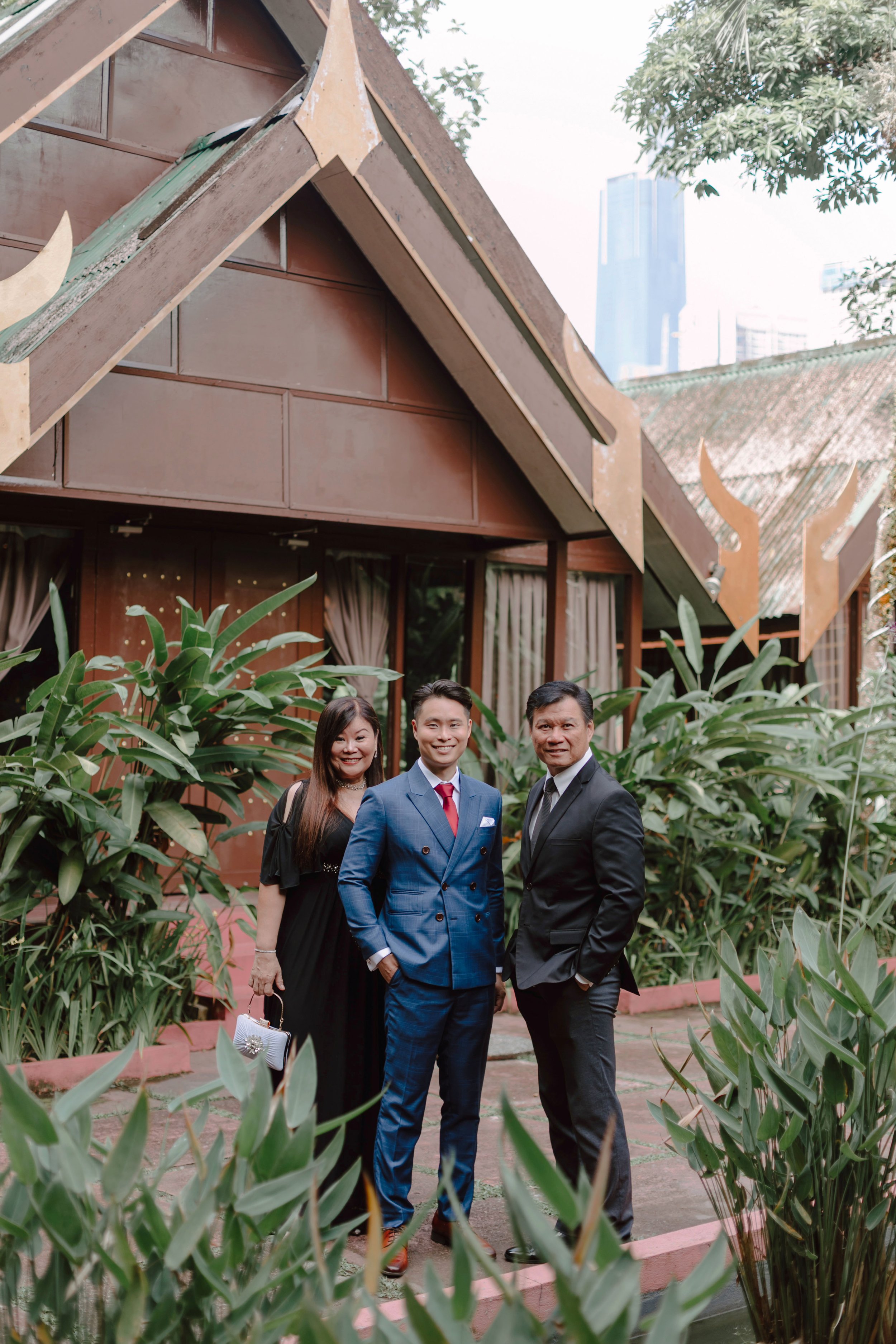 rama v thai wedding rom (45).jpg