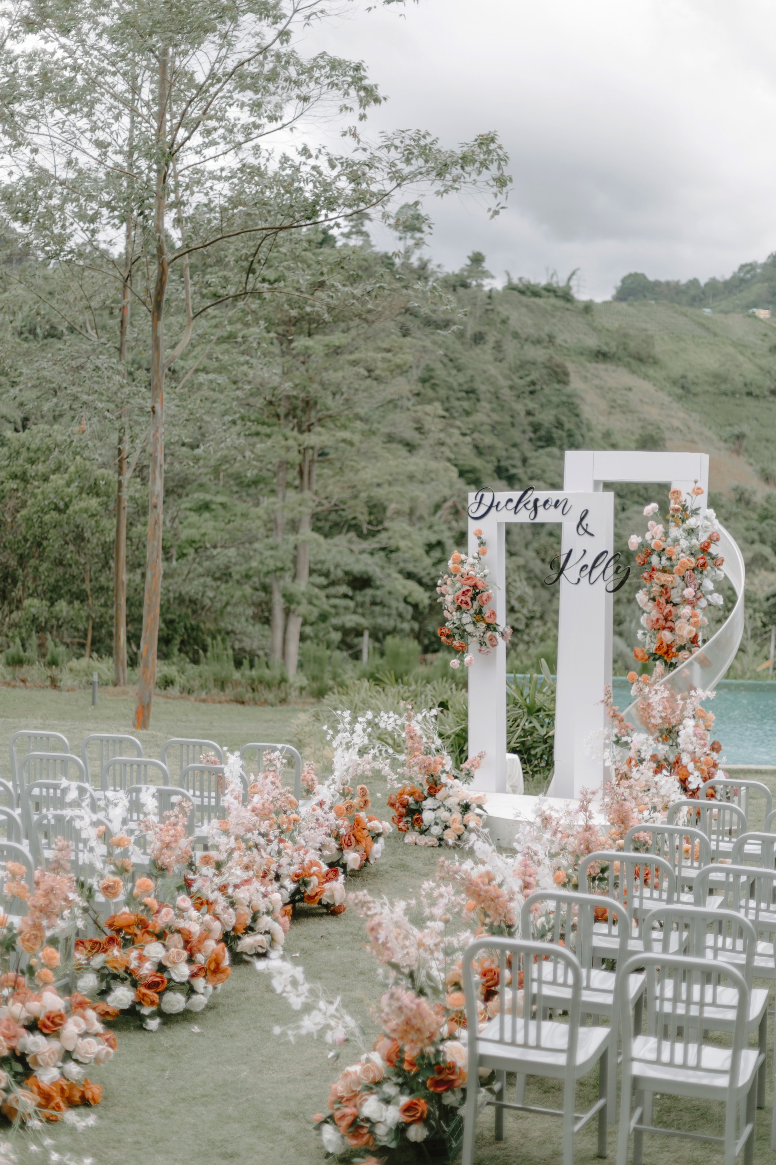 Dickson&Kelly-The Acres Resort Wedding (19).jpg