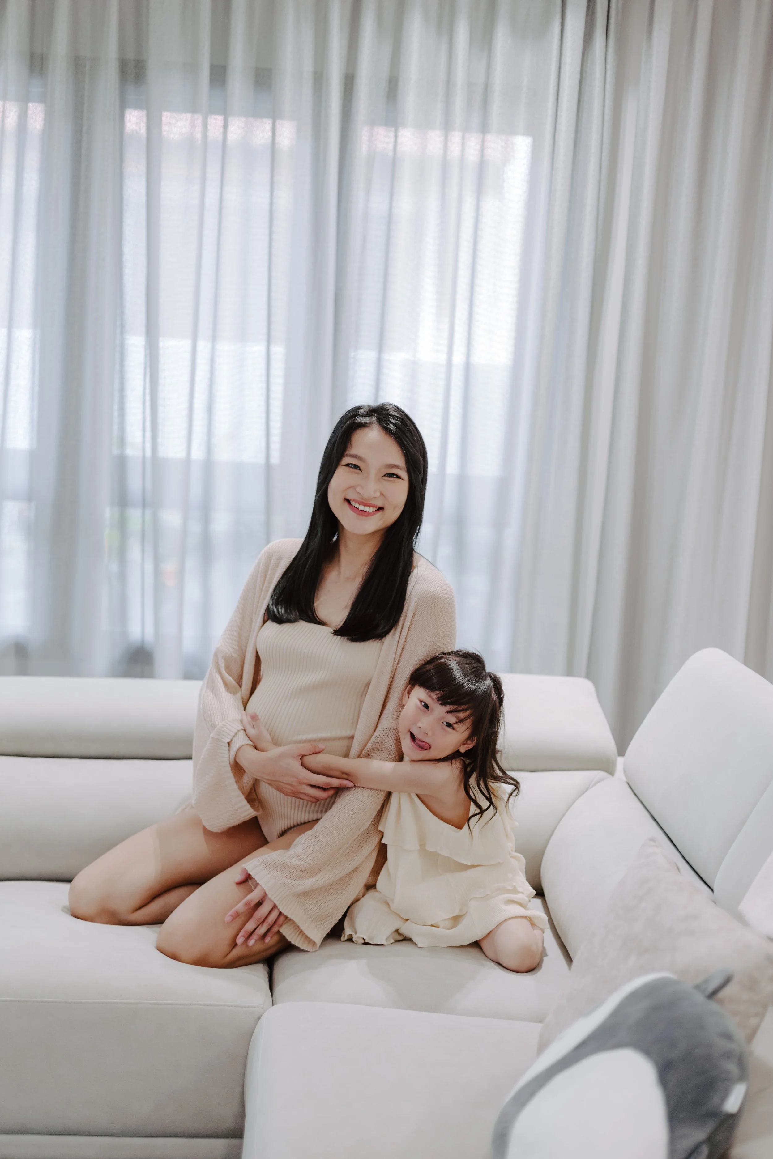 Double the Joy -Twin Maternity shoot-De Yee & Su Fen