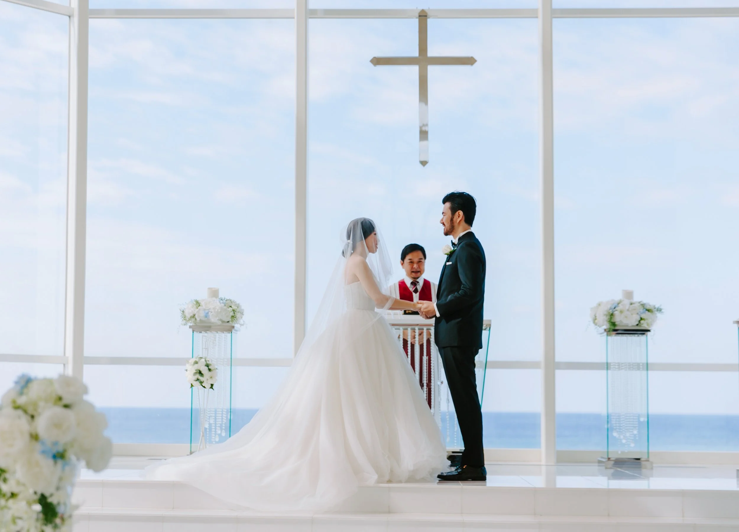 Okinawa Lazor Garden Alivila Chapel | Josh & Chrisanne