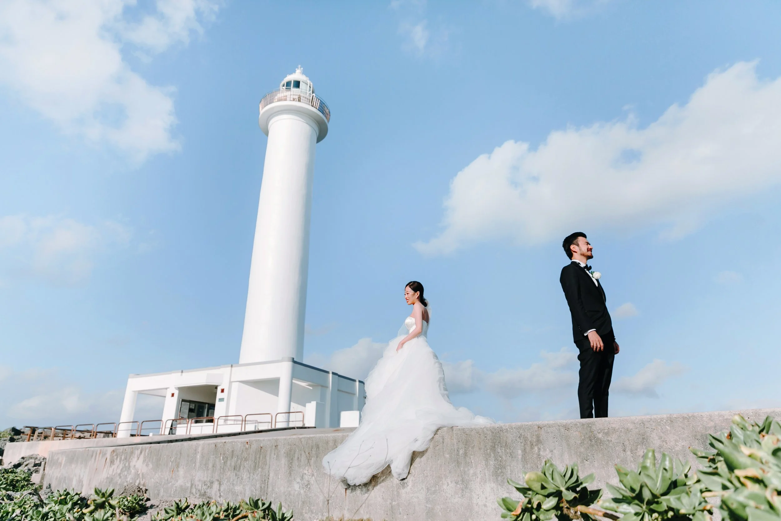 Josh & Chrisanne
A beautiful Okinawa wedding at Lazor Garden Alivila Chapel, where pristine white walls meet clear blue ocean views.