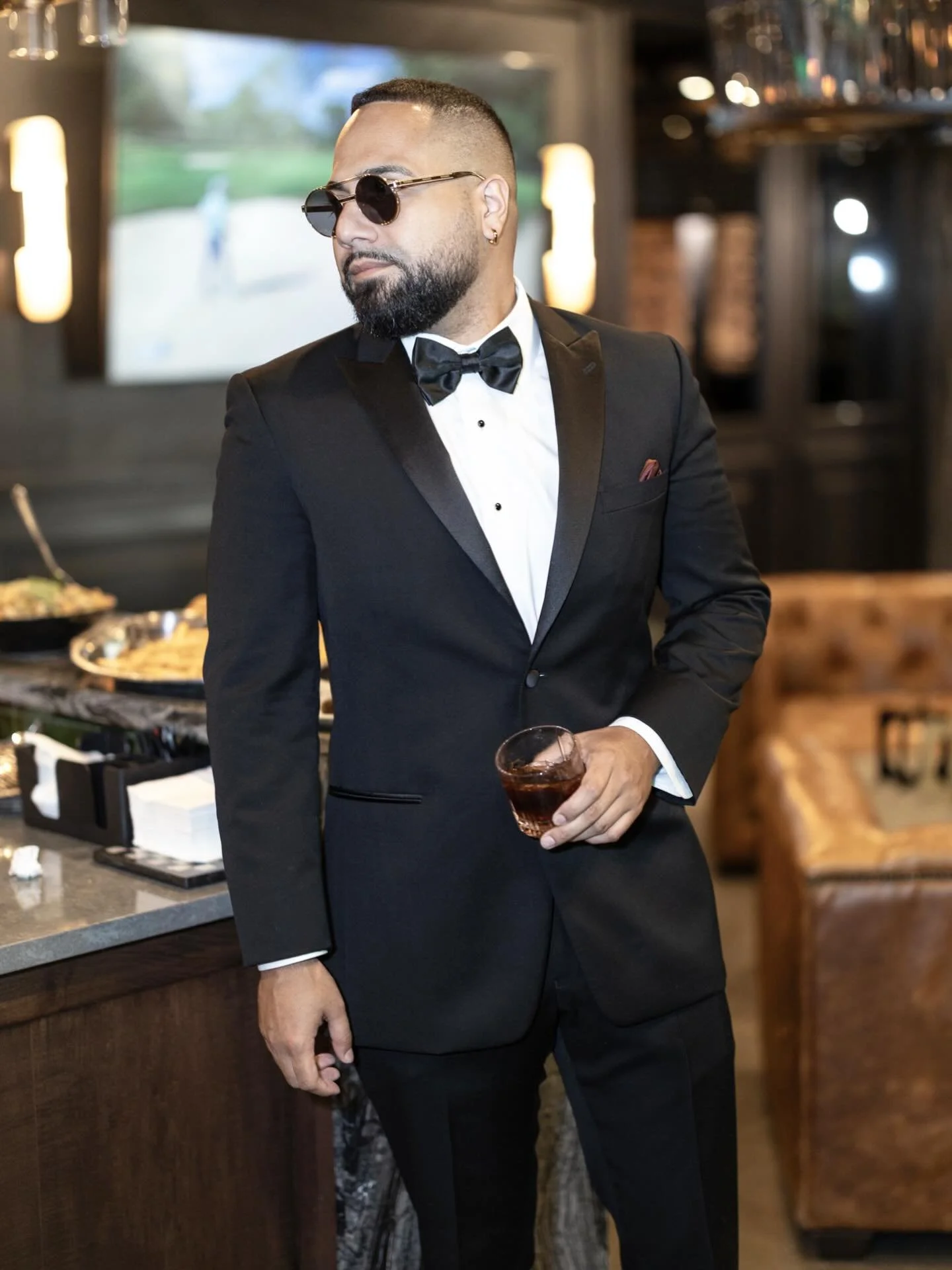 Wedding guest goals ✨ Black suit, shades on, confidence all the way up. #weddingguest
#blacksuit
#mensstyle
#weddingstyle
#portraitphotography