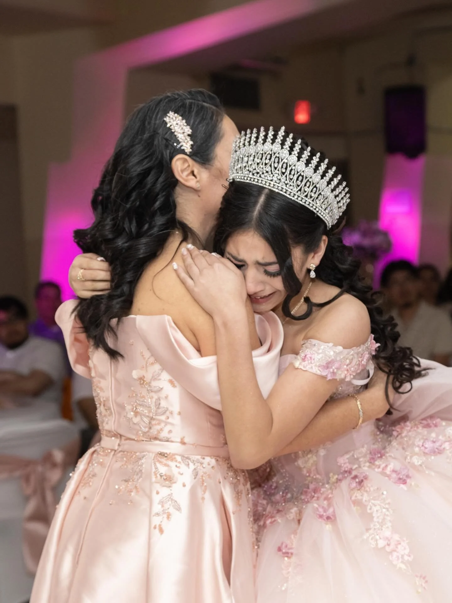 Sneak peeks ❤️❤️Congratulations to Angelina on celebrating her quincea&ntilde;era in style! She looked stunning in her beautiful pink dress. The day was truly unforgettable&mdash;starting with a lovely ceremony at Holy Trinity Church, followed by pho