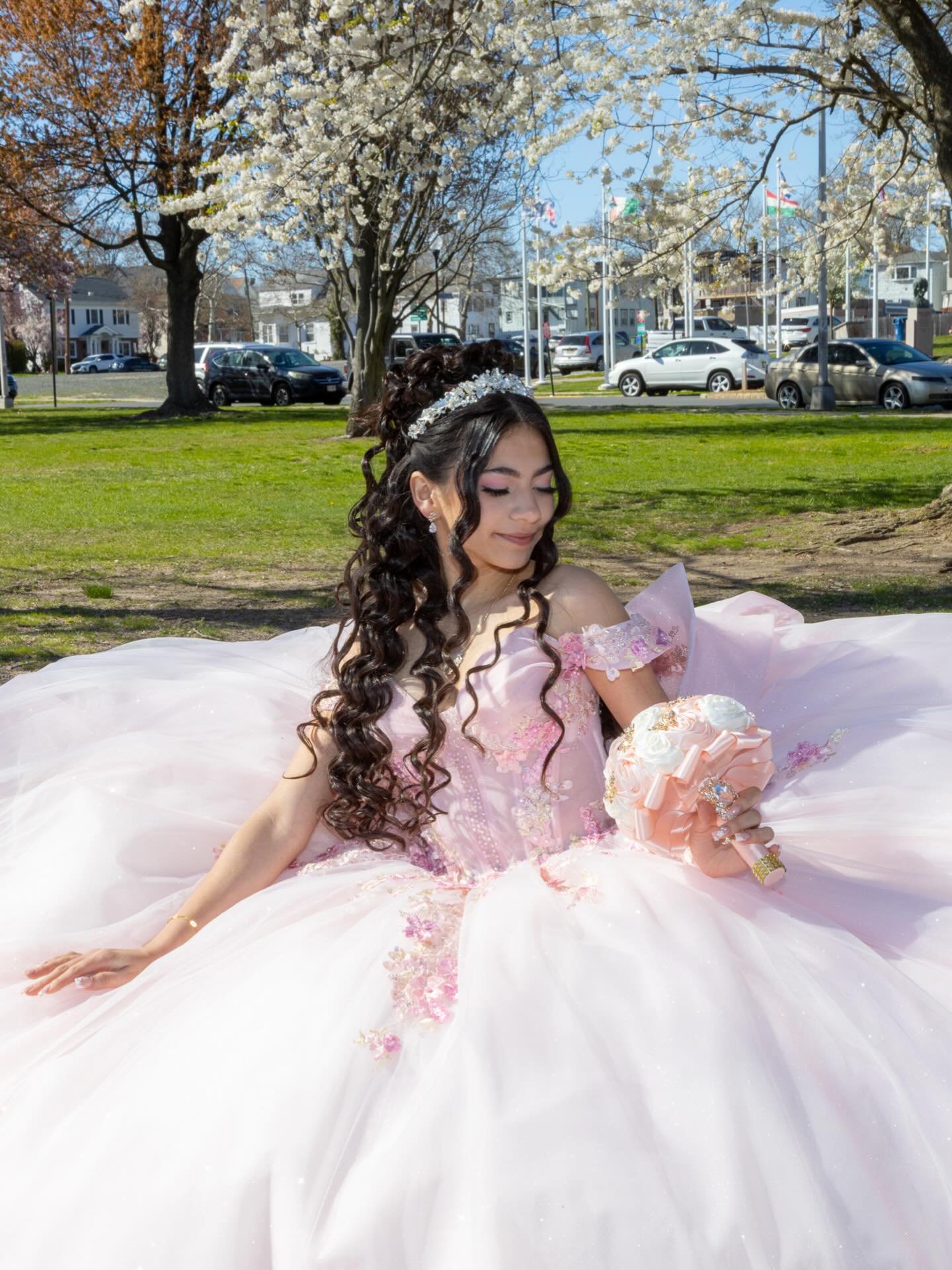 Sneak peeks ❤️❤️Congratulations to Angelina on celebrating her quincea&ntilde;era in style! She looked stunning in her beautiful pink dress. The day was truly unforgettable&mdash;starting with a lovely ceremony at Holy Trinity Church, followed by pho
