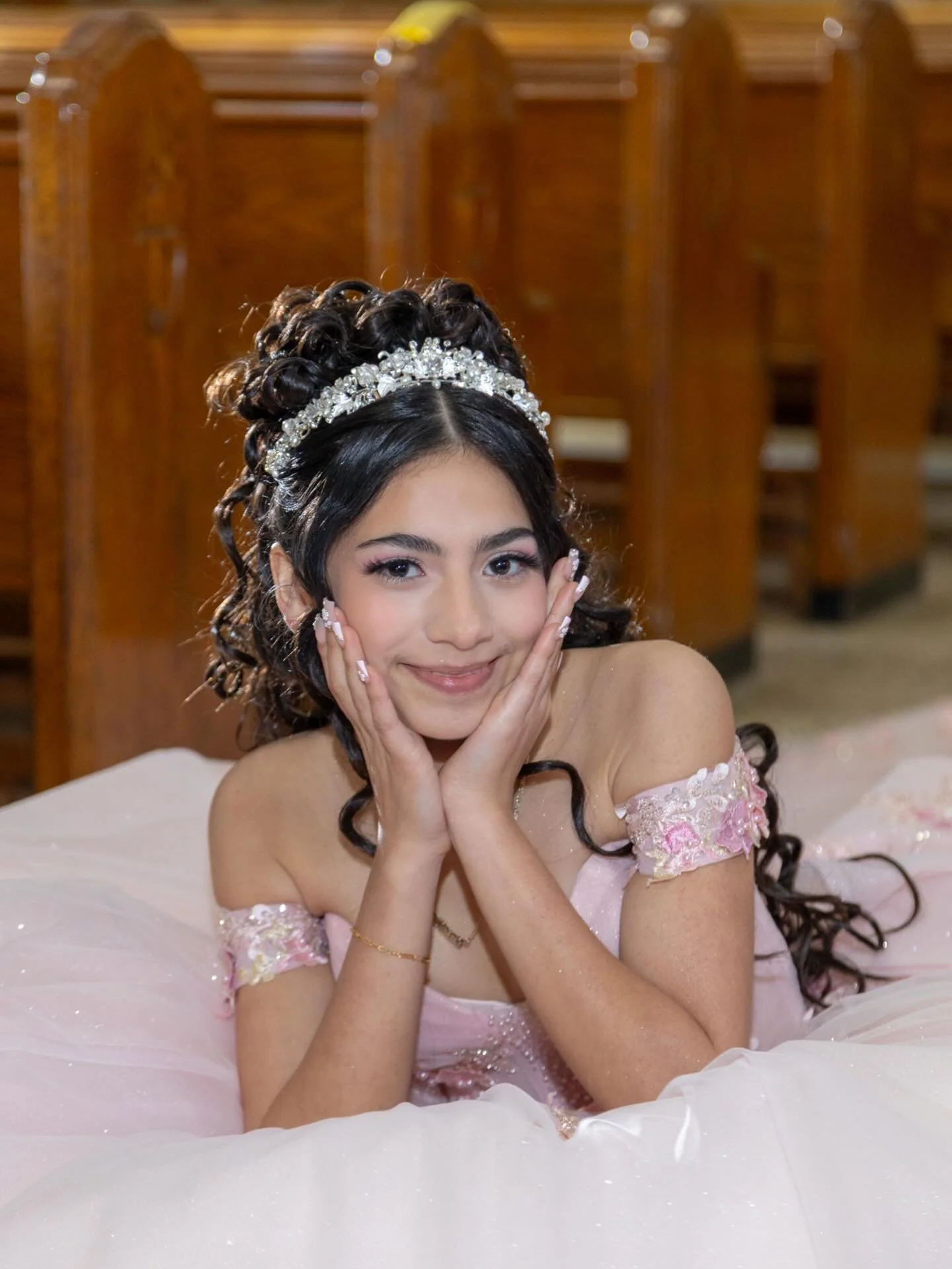 Sneak peeks
Congratulations
to Angelina on celebrating her quincea&ntilde;era in style! She looked stunning in her beautiful pink dress. The day was truly unforgettable-starting with a lovely ceremony at Holy Trinity Church, followed by photo session