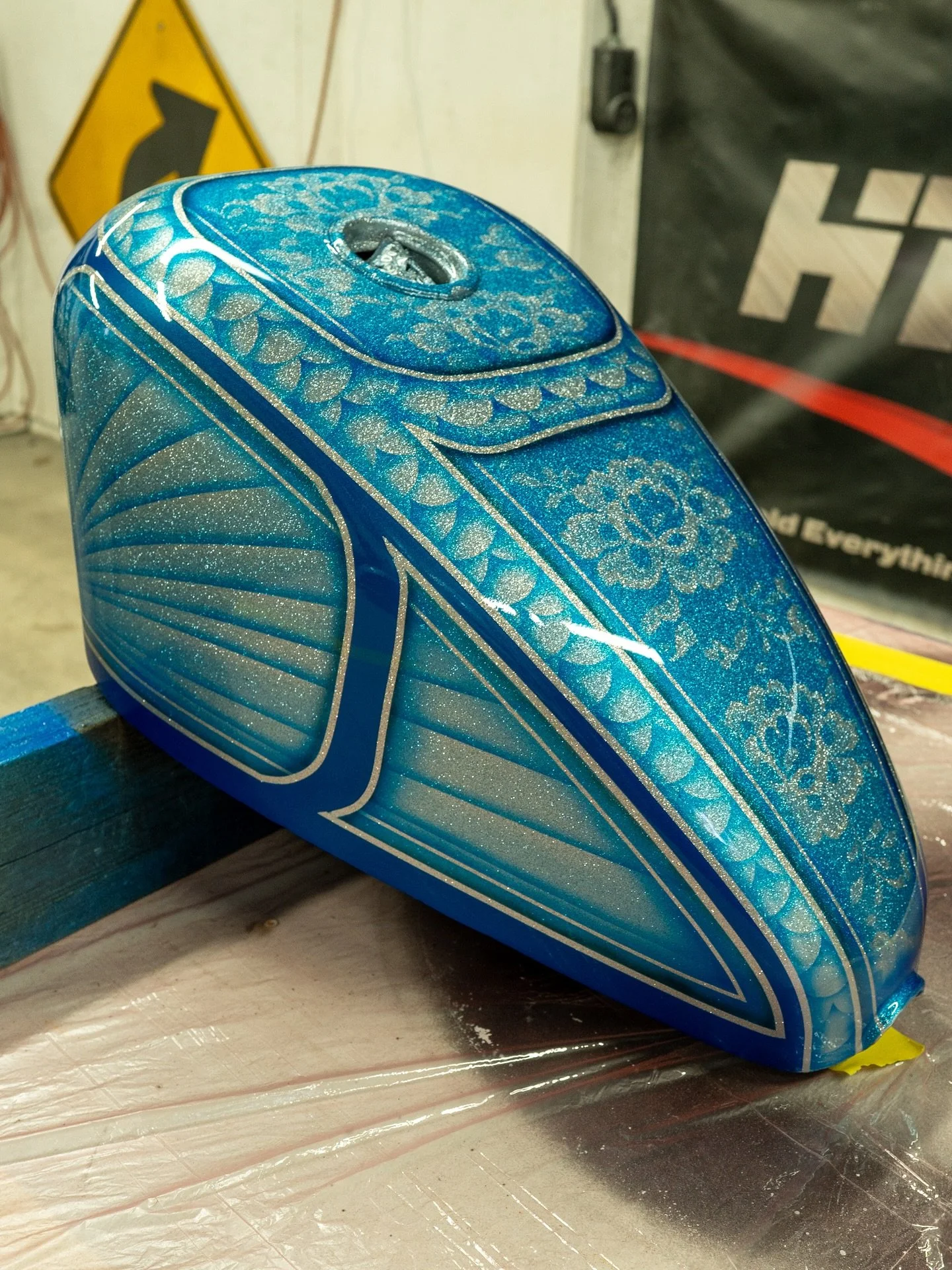 Really been enjoying the custom paint work lately.
Fish scales, lace, rays, fine lines, and plenty of metal flake.
These are my latest from last week, had a blast creating them.
You can see the full process start to finish over on the channel. Photos