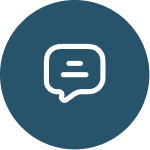 Ein Chat-Symbol in Weiß auf bläulichem, rundem Hintergrund