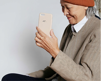 “Hi Mia, erinnere mich bitte   jeden Morgen an meine Tabletten.”