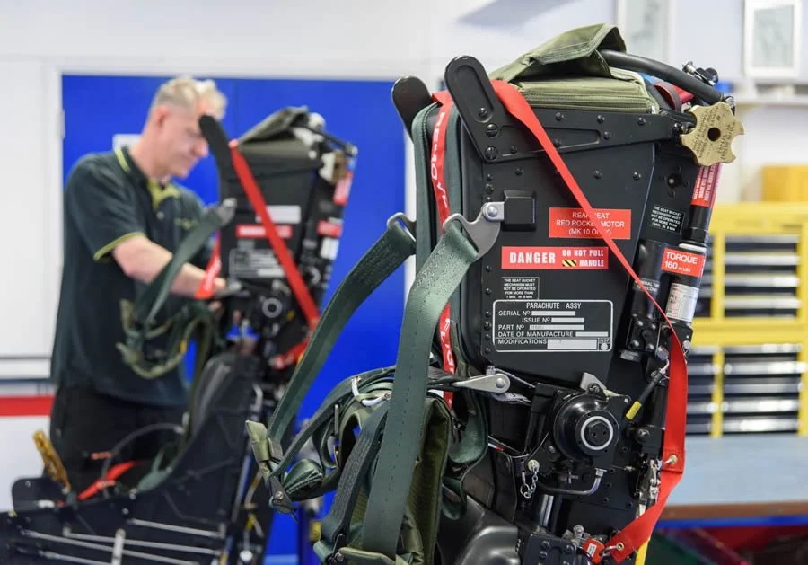 Aircraft ejection seat servicing